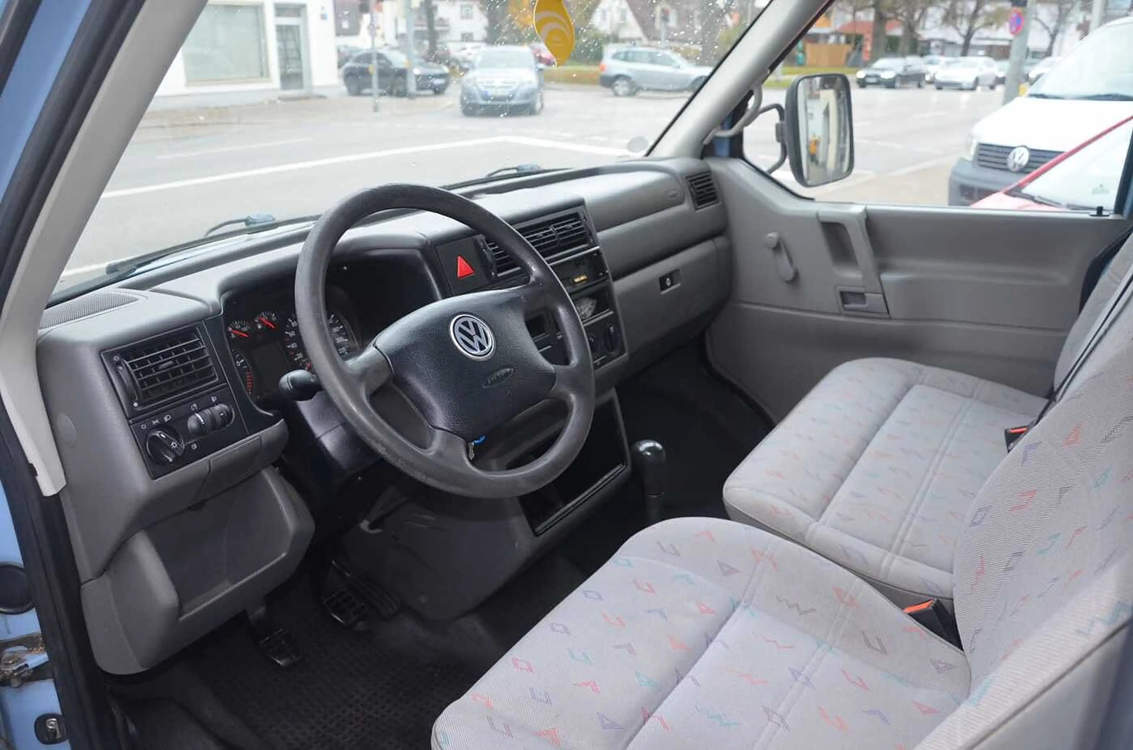 Volkswagen T4 Pritsche 2,5 TDI, langer Radstand — photo 5