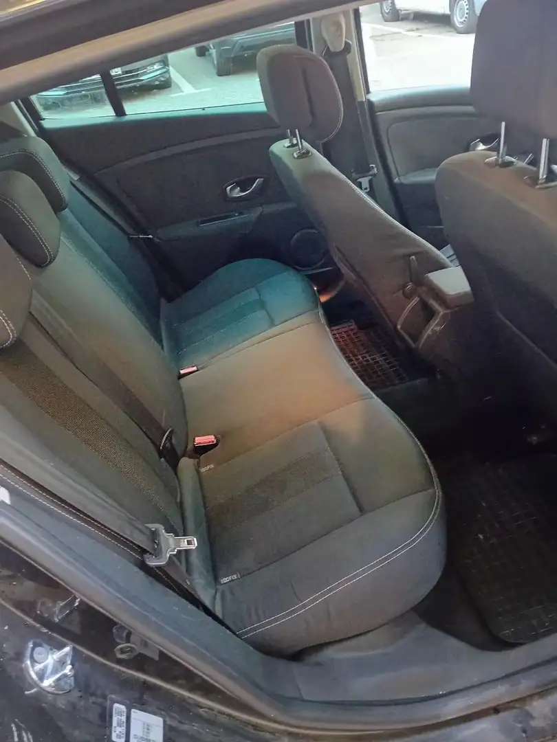 Renault Megane 1.9 dCi FAP Dynamique - 2