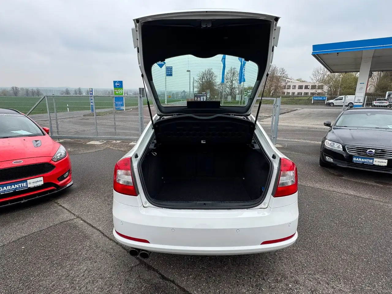 SKODA OCTAVIA RS 2.0 TFSI 200ch - BVM6 - TOIT OUVRANT - CUIR - SIÈGES CHAUFFANTS