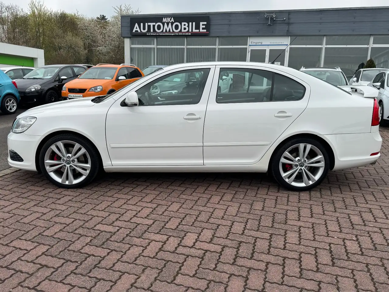 SKODA OCTAVIA RS 2.0 TFSI 200ch - BVM6 - TOIT OUVRANT - CUIR - SIÈGES CHAUFFANTS