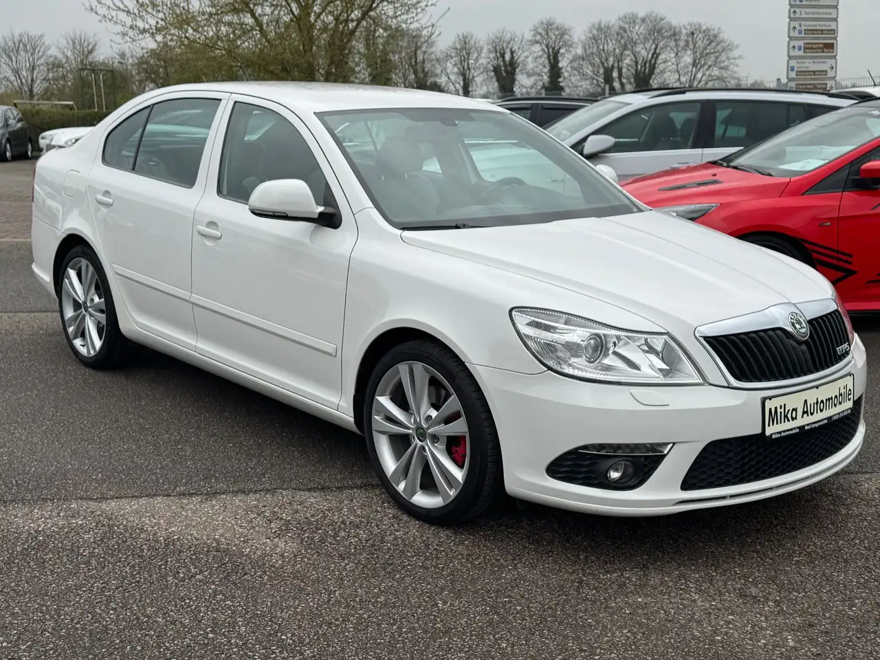 SKODA OCTAVIA RS 2.0 TFSI 200ch - BVM6 - TOIT OUVRANT - CUIR - SIÈGES CHAUFFANTS
