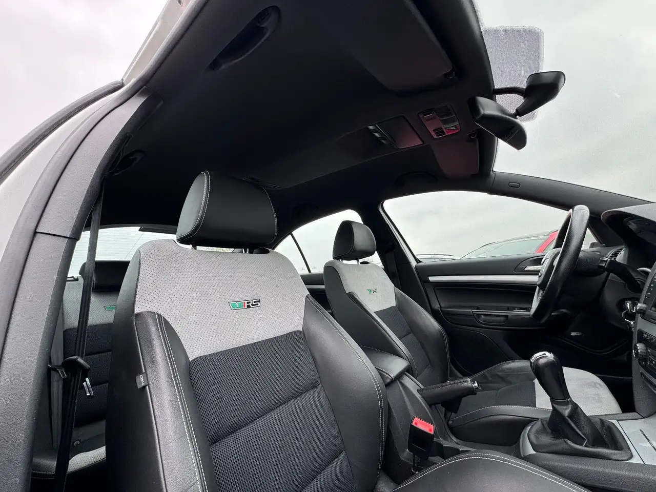 SKODA OCTAVIA RS 2.0 TFSI 200ch - BVM6 - TOIT OUVRANT - CUIR - SIÈGES CHAUFFANTS