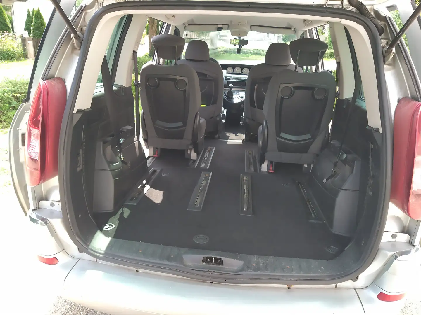 Peugeot 807 140 Family Argento - 2