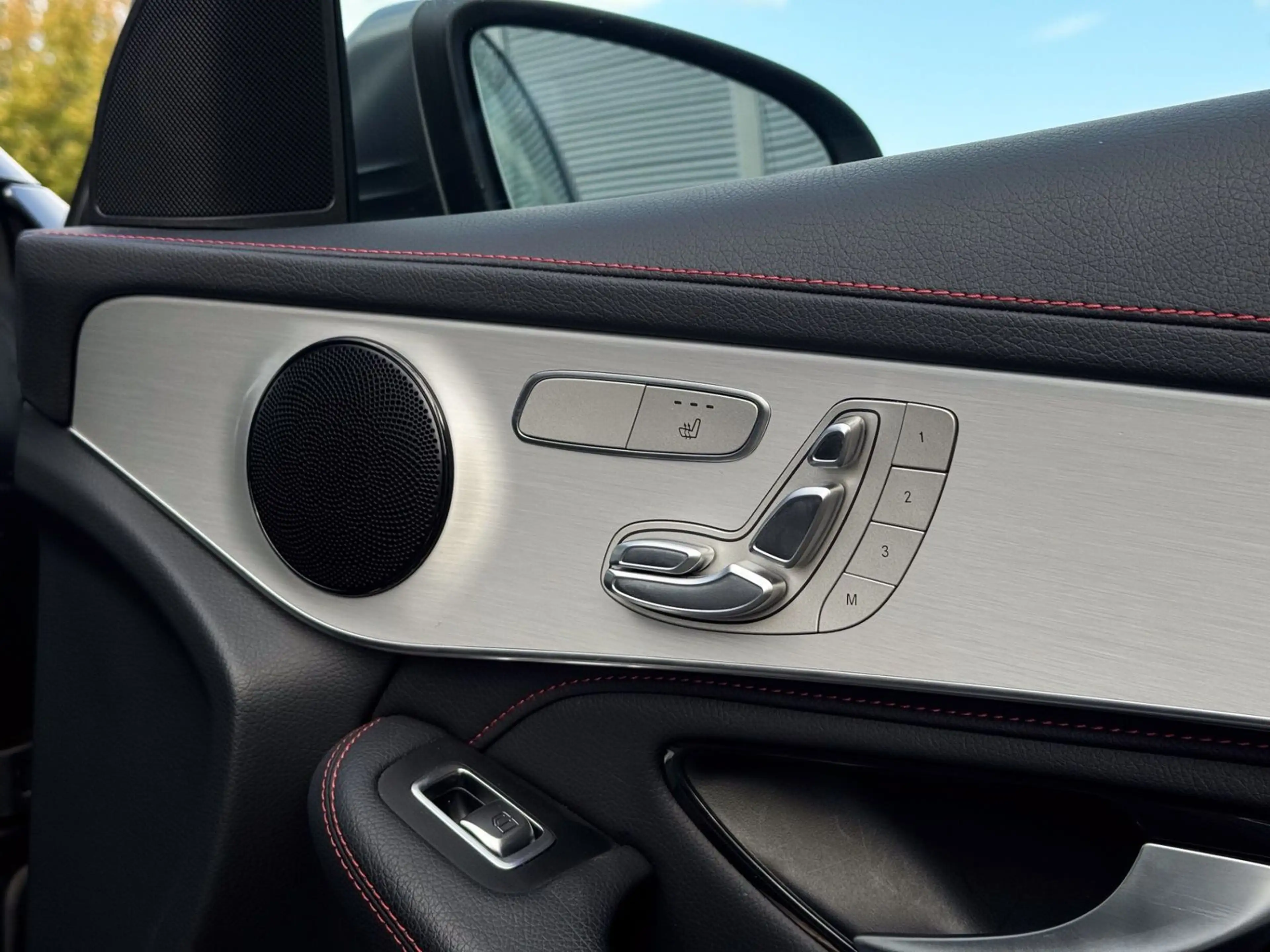 Mercedes-Benz GLC 43 AMG 4Matic *Kamera*Memory*Pano*SHZ — photo 14