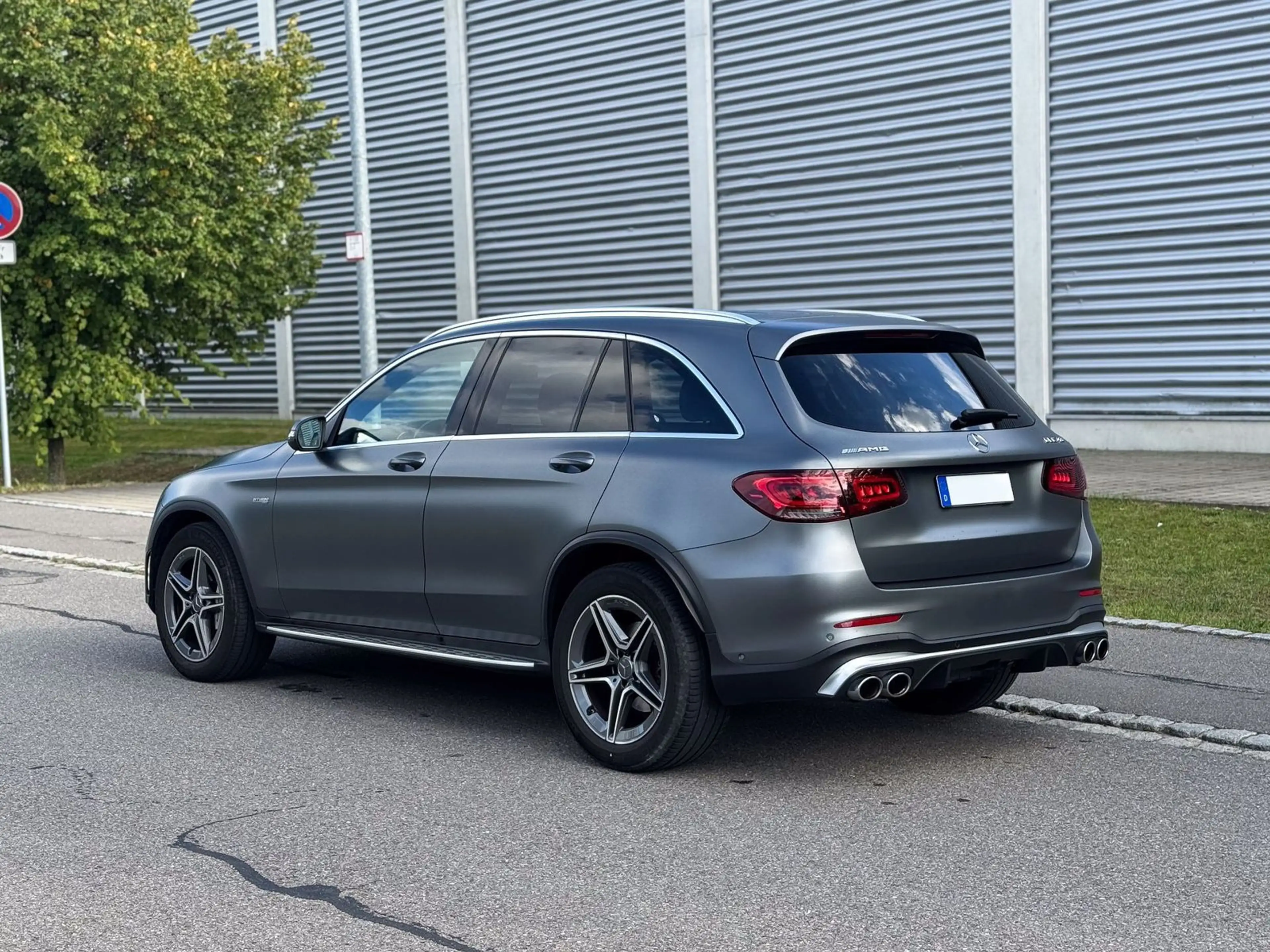 Mercedes-Benz GLC 43 AMG 4Matic *Kamera*Memory*Pano*SHZ — photo 7
