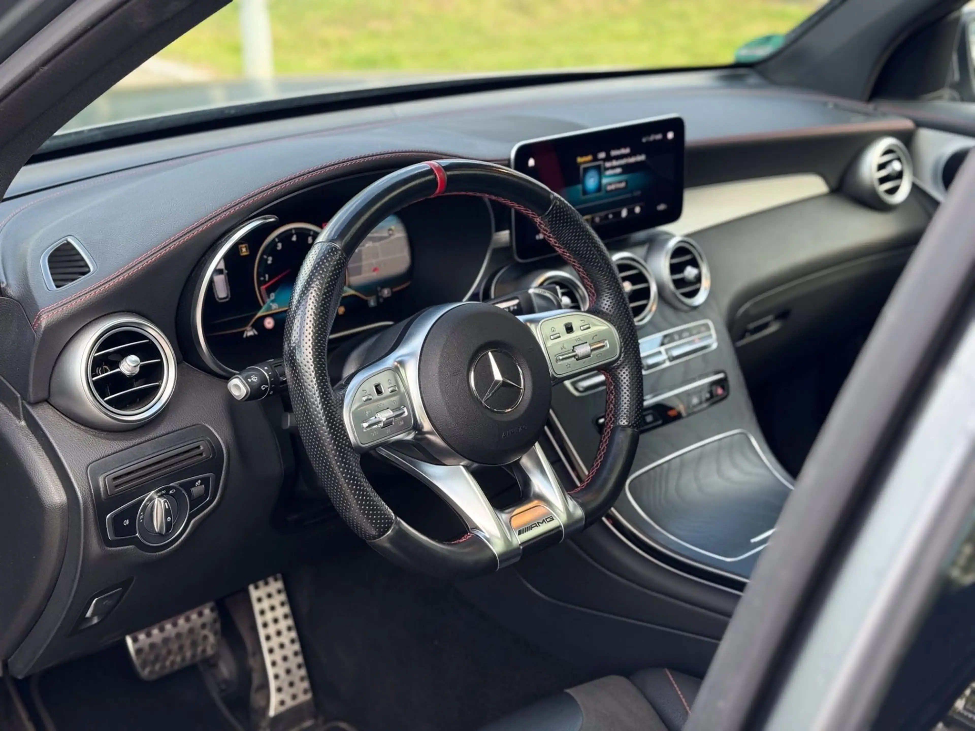 Mercedes-Benz GLC 43 AMG 4Matic *Kamera*Memory*Pano*SHZ — photo 12
