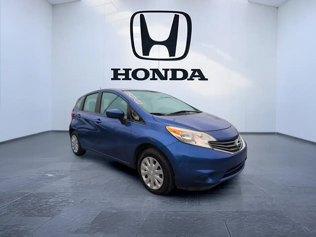 Nissan Note снимка Nissan Note