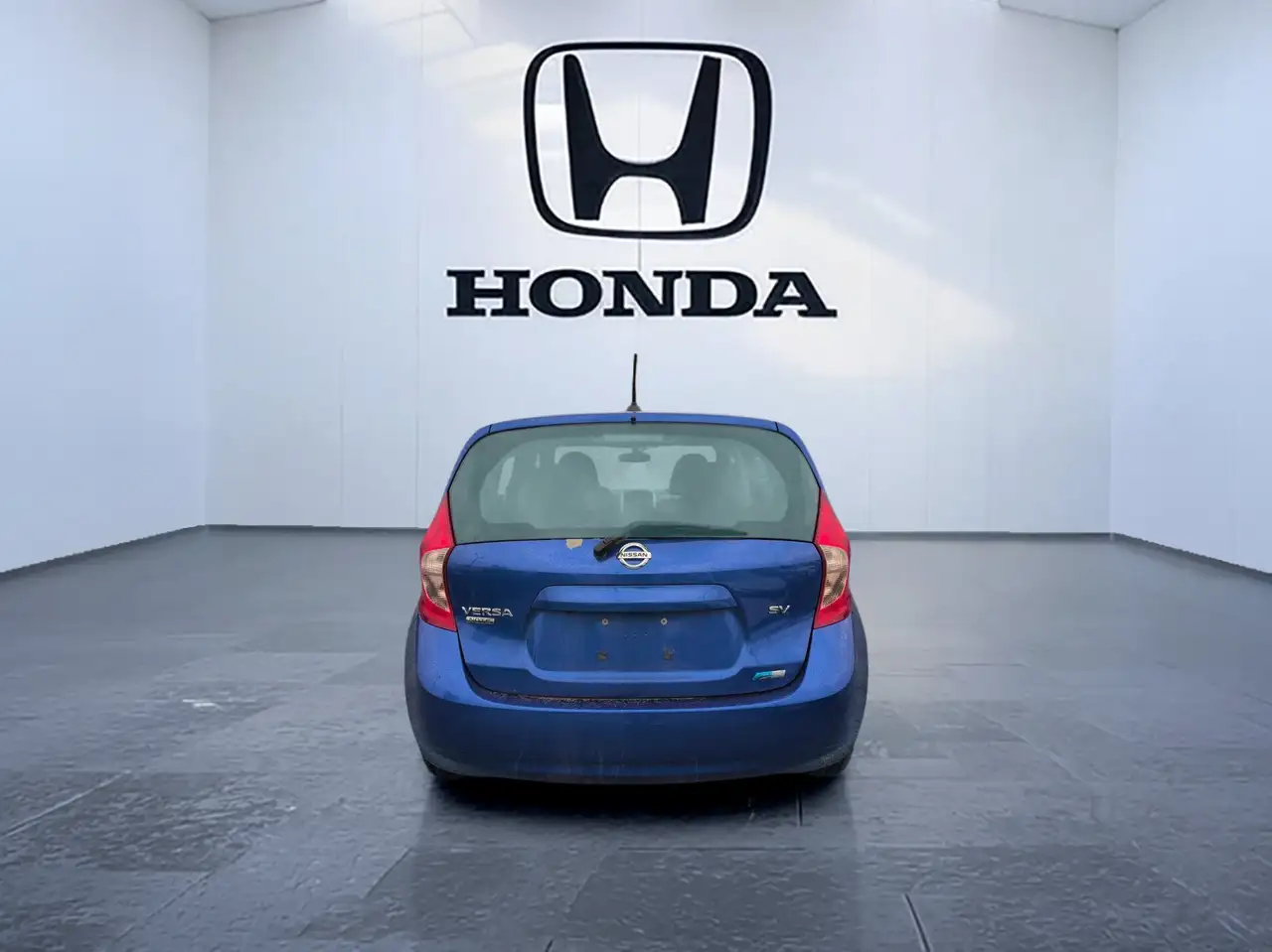 Nissan Note снимка Nissan Note