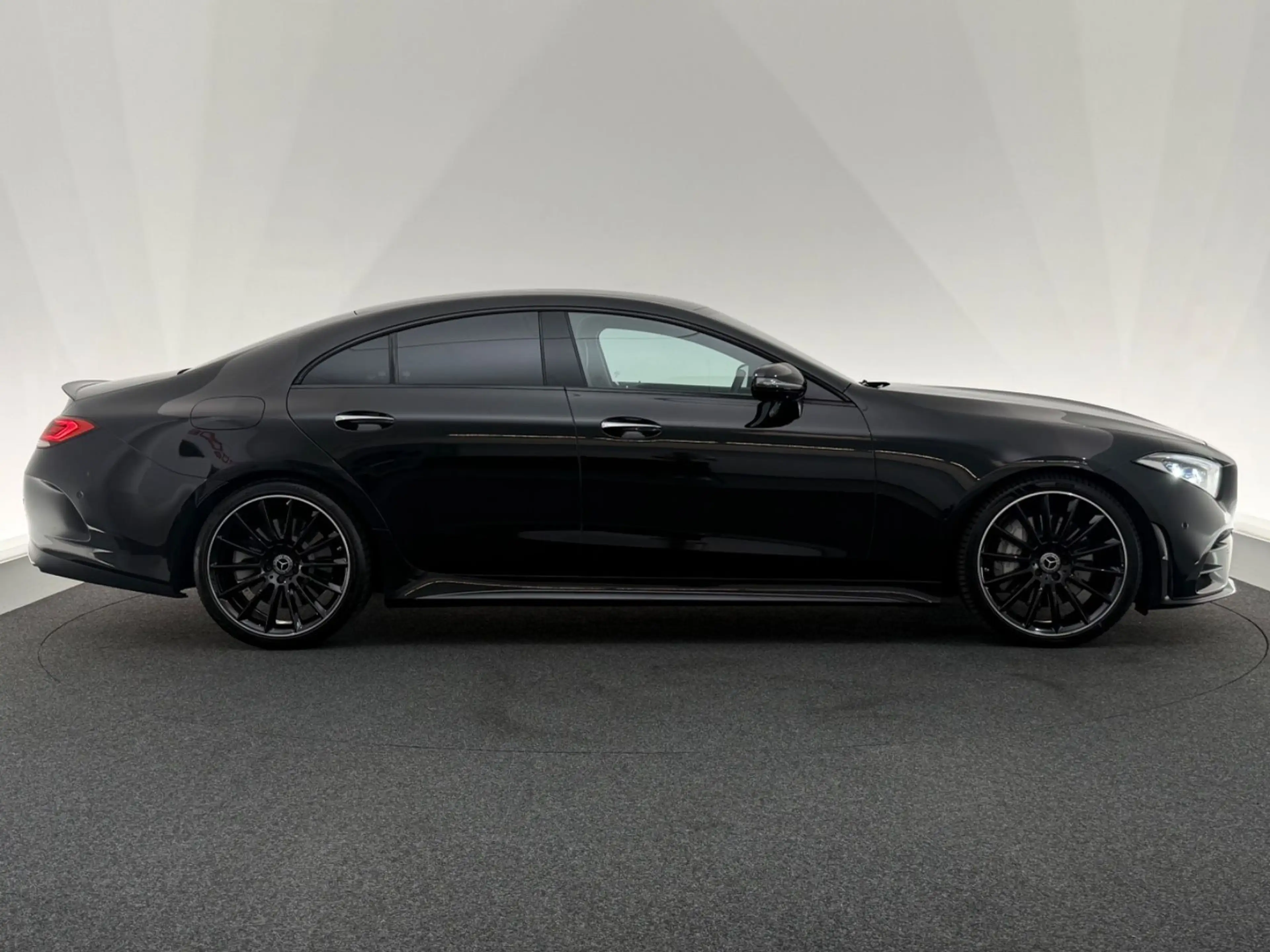 Mercedes-Benz CLS 450 4Matic*AMG*NIGHT-MULTIBEAM-ABC-BURMESTER — photo 8