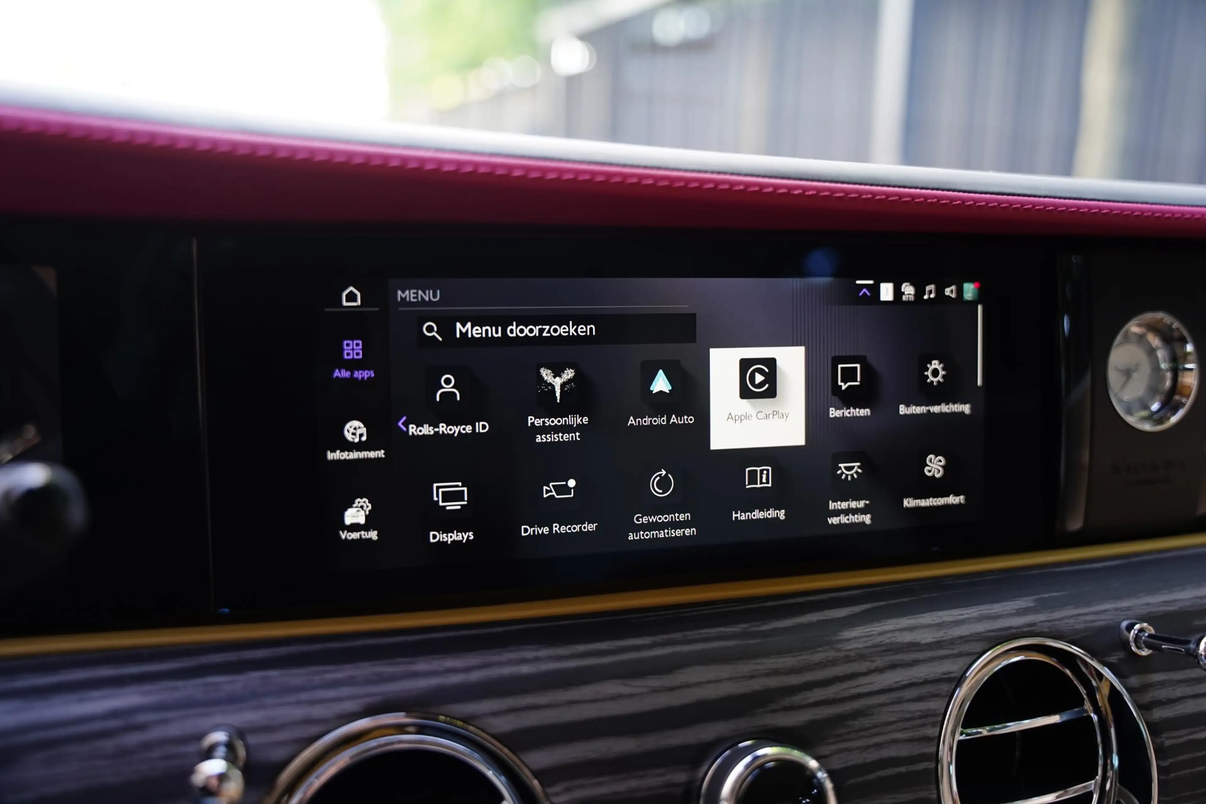 Rolls-Royce Spectre AWD 102 kWh / NL-Auto / Multicolor — photo 10