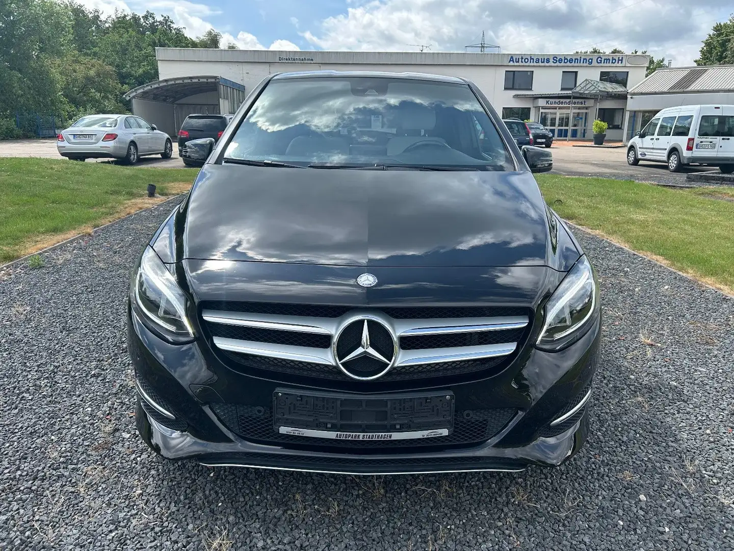 Mercedes-Benz B 180 B -Klasse B 180 LED/Kamera/Anhängerkupplung Zwart - 2