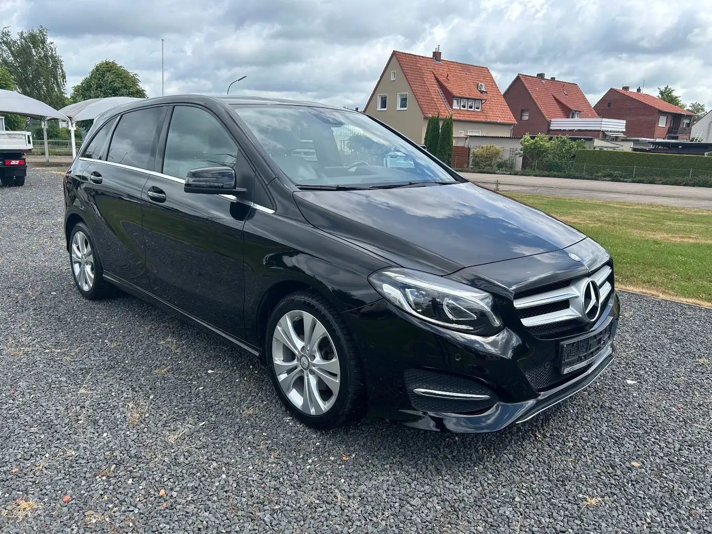 Mercedes-Benz B 180 B -Klasse B 180 LED/Kamera/Anhängerkupplung Zwart - 1