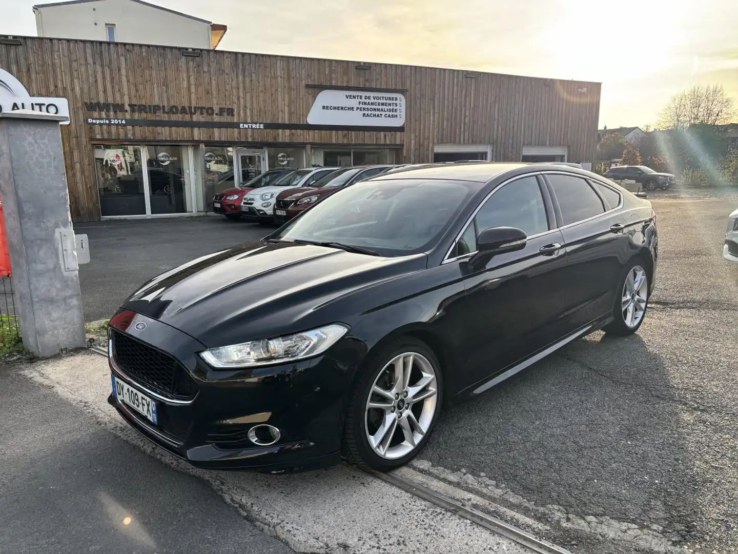 Ford Mondeo 2.0 TDCi bi-turbo - 210 Bva Titanium Gps + Camera AR + Clim Zwart - 1