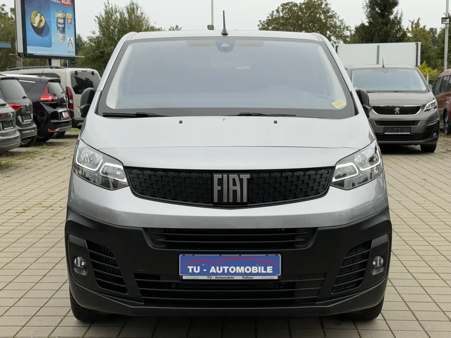 Fiat Scudo L3 SX Aut. IRMSCHER-BETT-TISCH-NAVI-RKAM-7SITZER Grau - 2