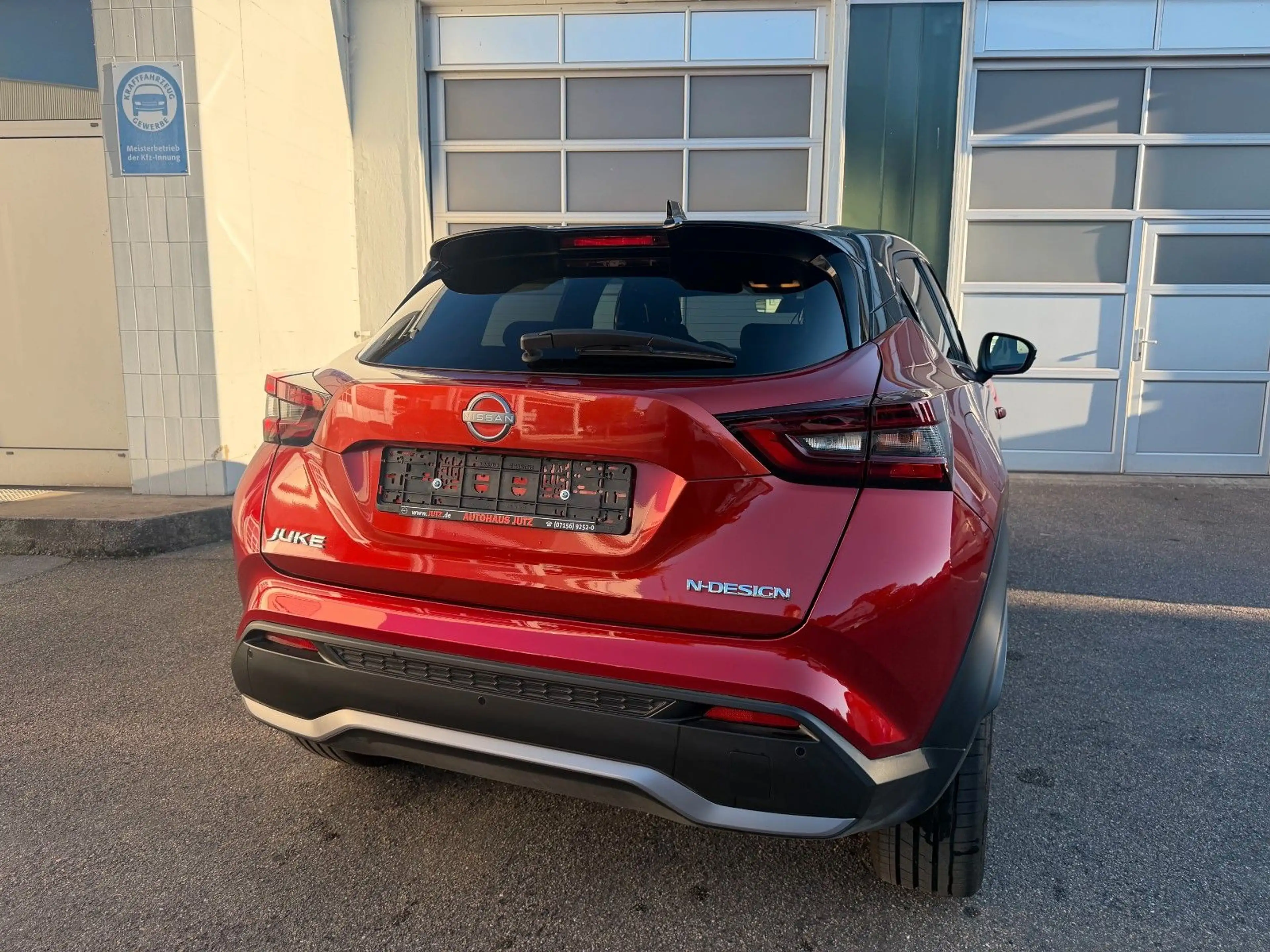 Nissan Juke N-Design, Automatik, Bose, Kontrast — photo 4