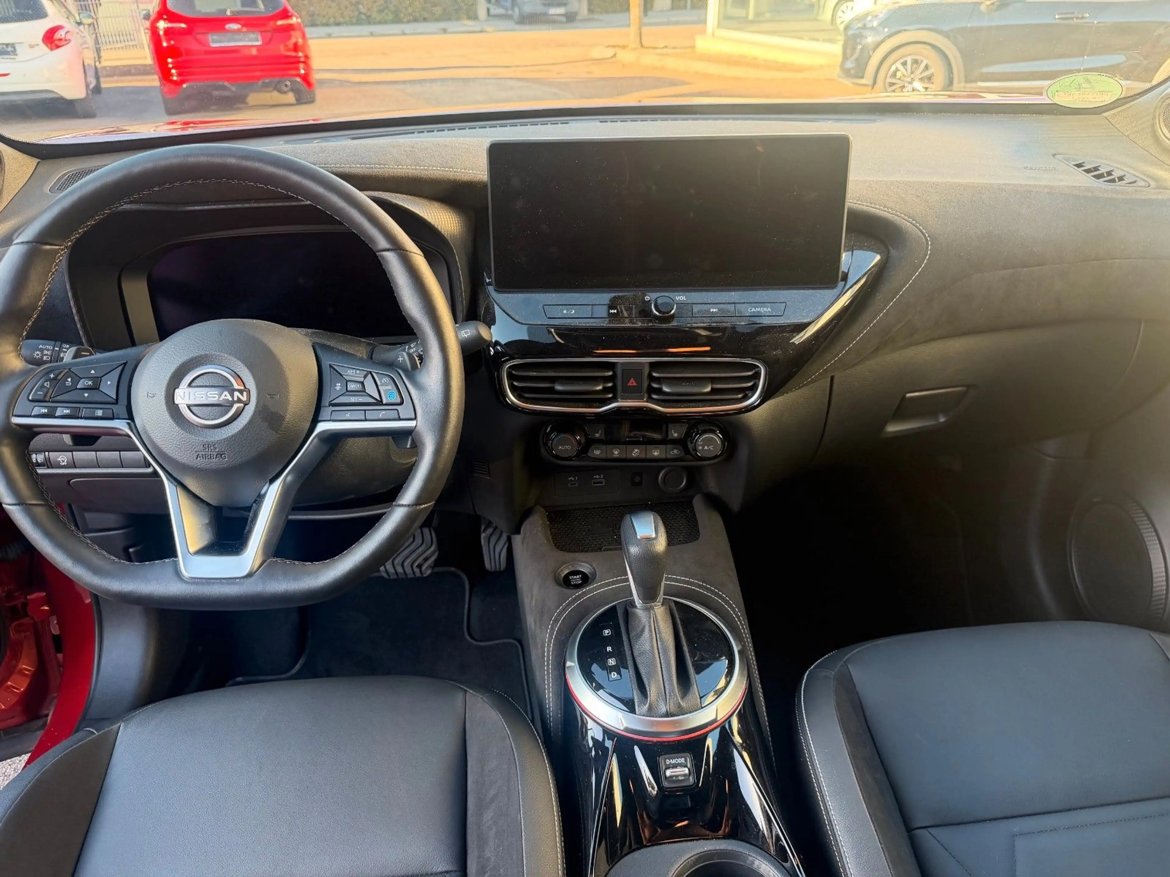 Nissan Juke N-Design, Automatik, Bose, Kontrast — photo 7