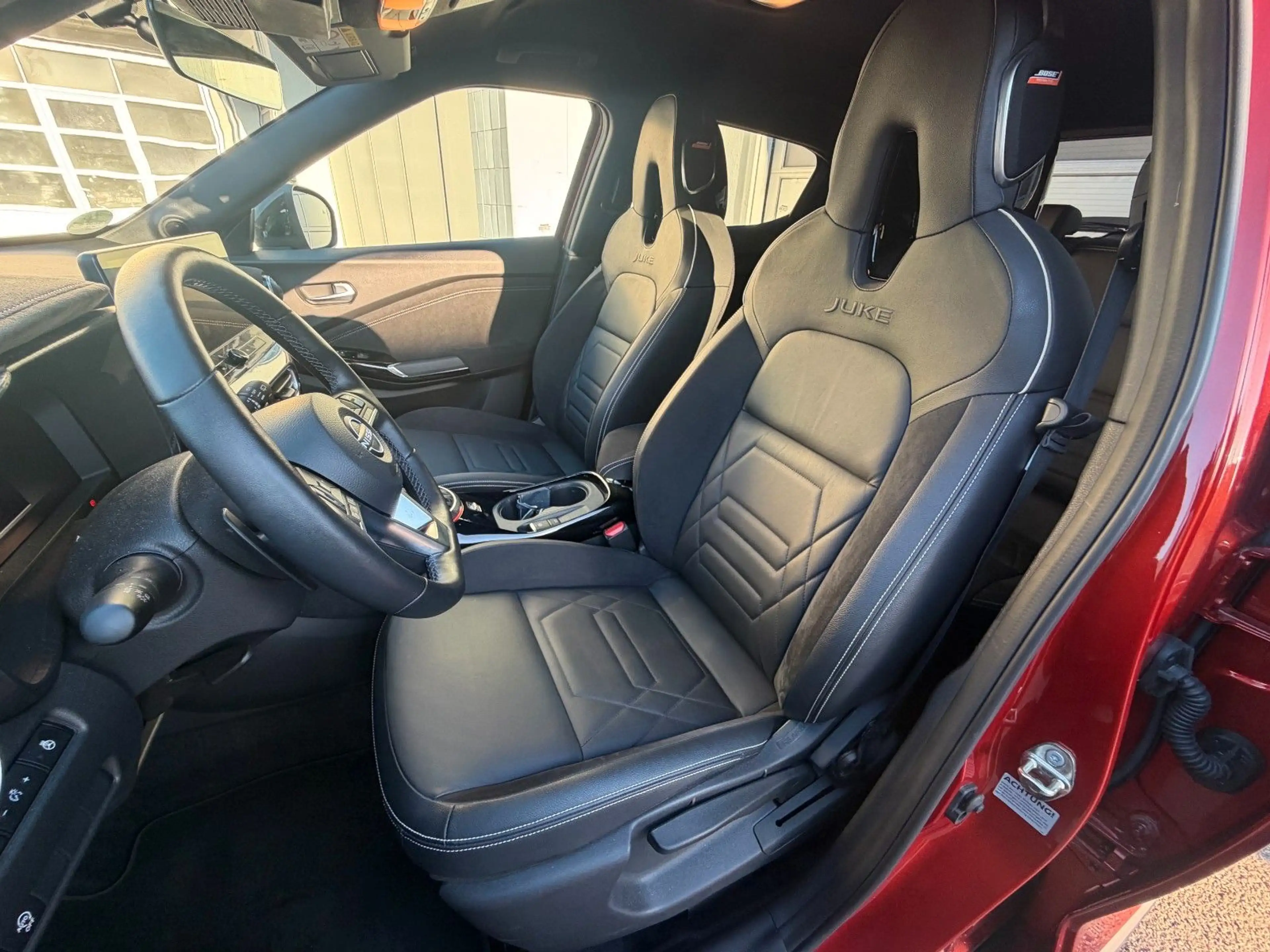 Nissan Juke N-Design, Automatik, Bose, Kontrast — photo 5