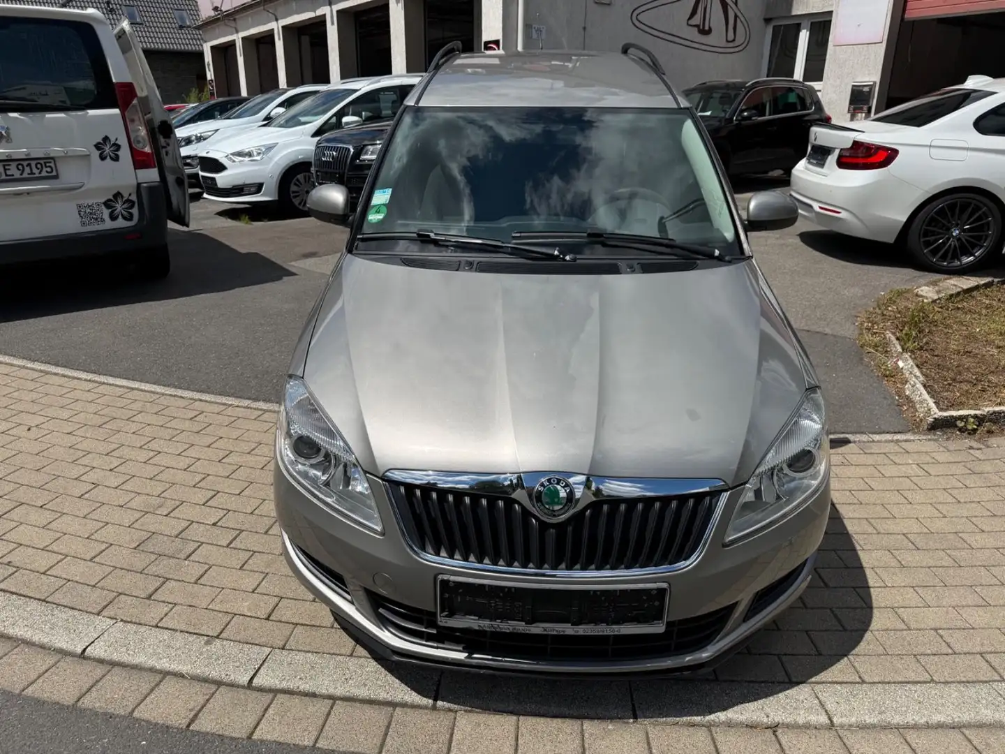 Skoda Roomster Style Plus Edition Klimaauto.,SHZ1.Hand Бежевий - 2
