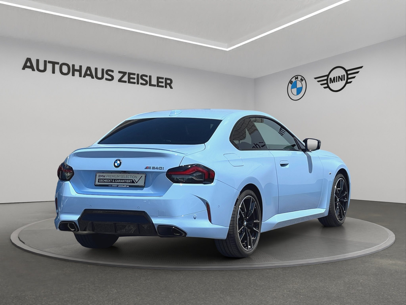 BMW 240 M240i xDrive Coupé — photo 2
