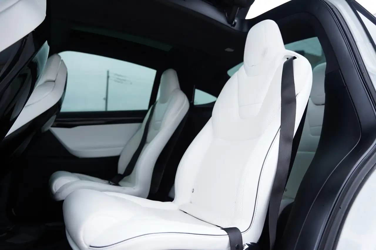 Tesla Model X fotografie Tesla Model X