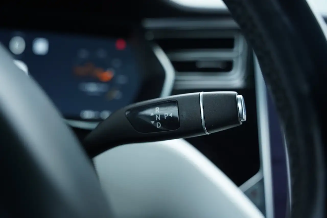 Tesla Model X fotografie Tesla Model X