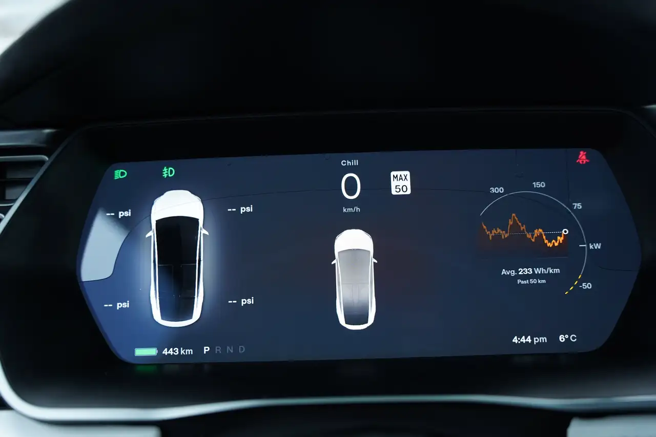 Tesla Model X fotografie Tesla Model X