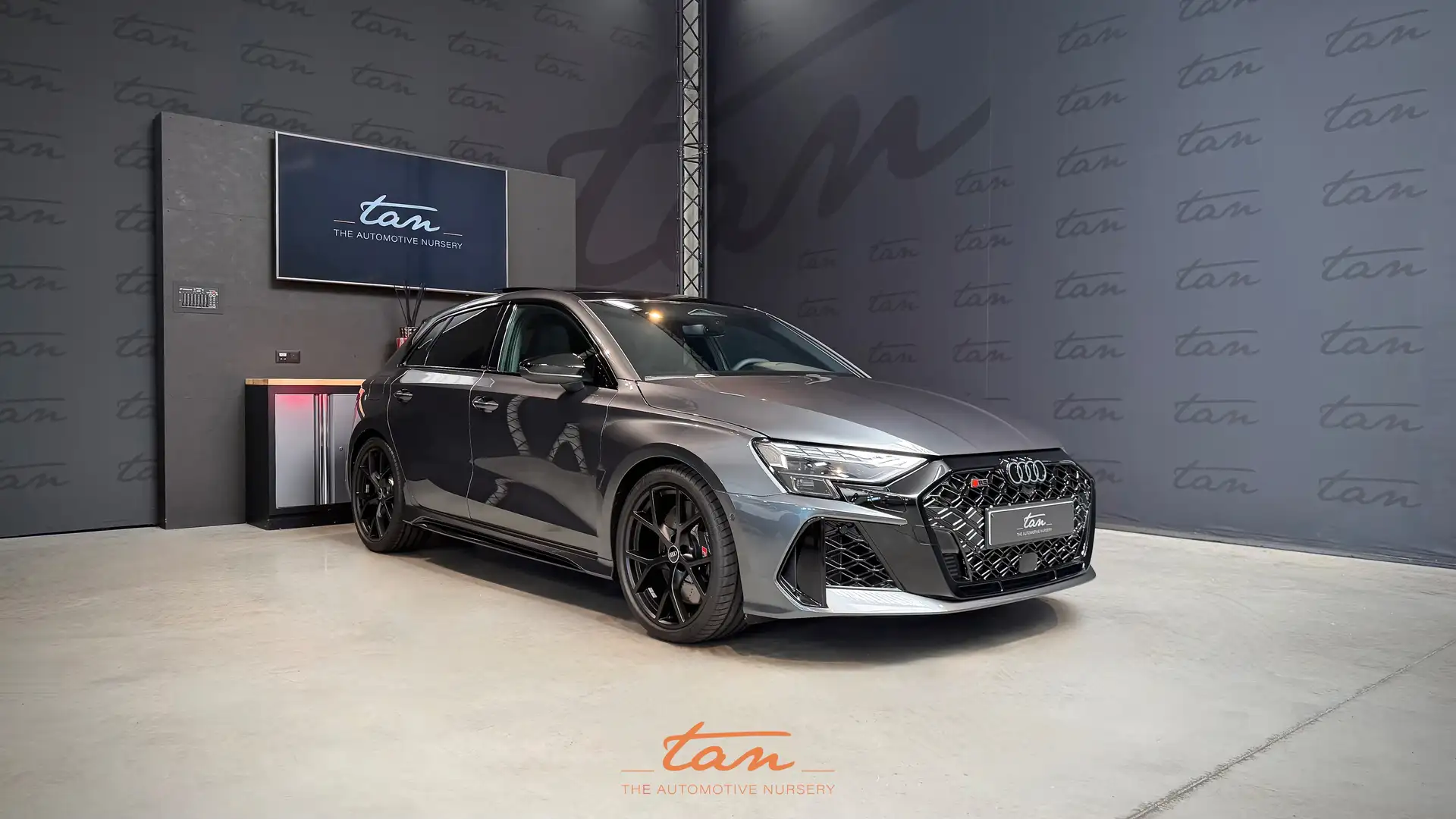 AUDI Rs3