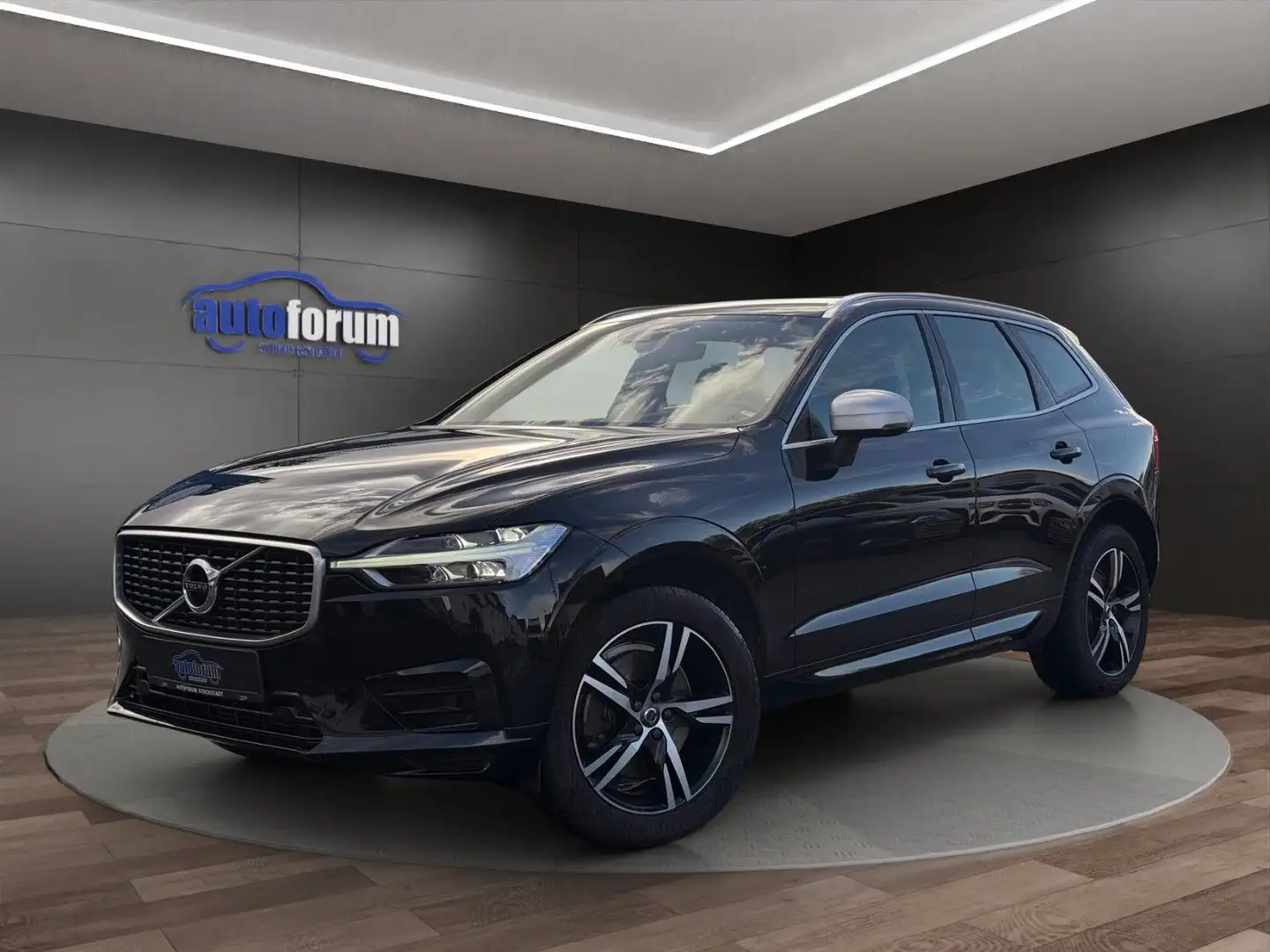 Volvo XC60 R Design AWD NAVI°LED°KAMERA°MEMORY°LEDER Schwarz - 1