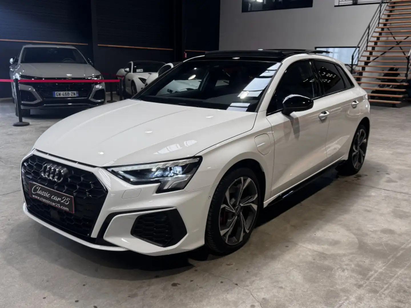 Audi A3 45 TFSI E 245CH COMPETITION S TRONIC 6 - 1