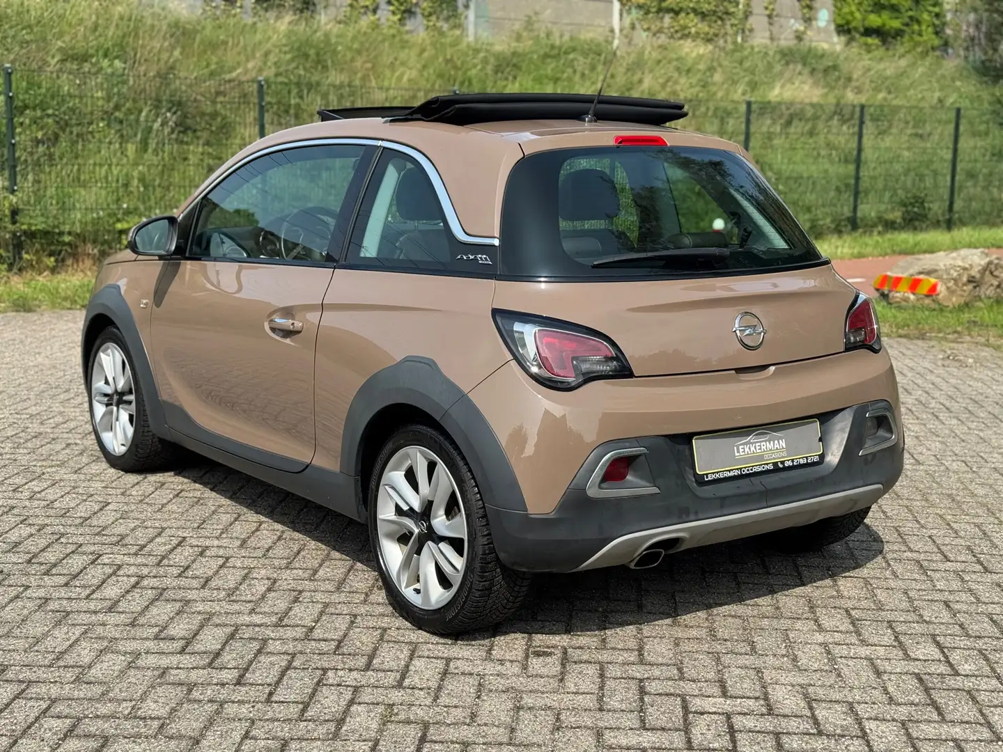 Opel Adam 1.2 Rocks CABRIO I CRUISE I STOELVERWARMING I NIEU Коричневий - 2