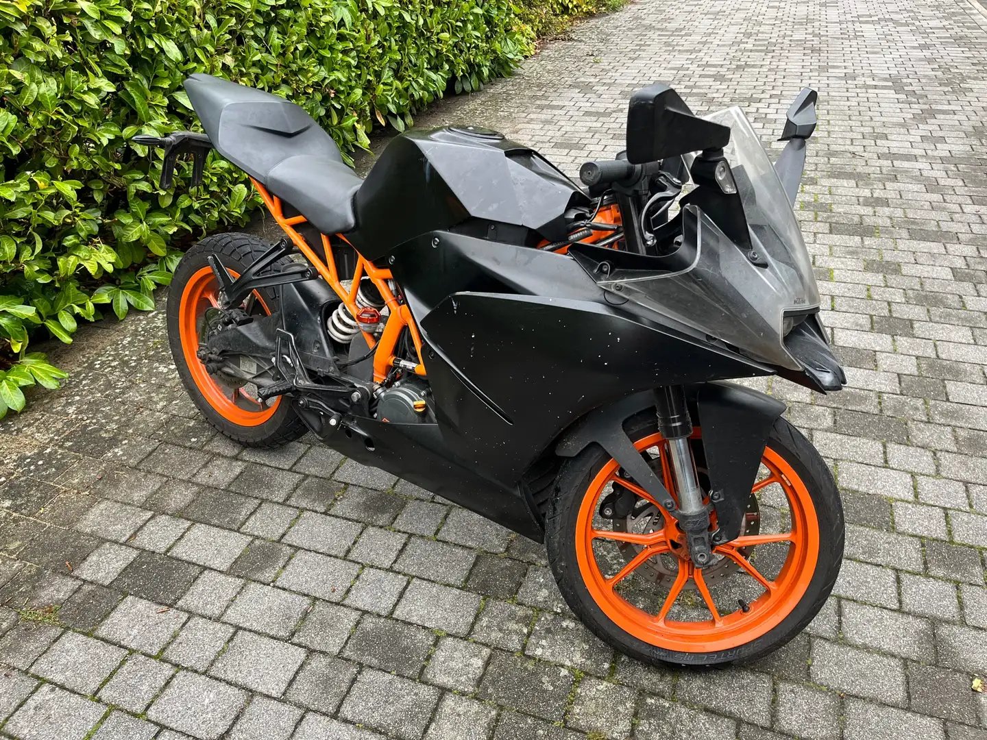 KTM RC 125 KTM RC 125 Чорний - 1