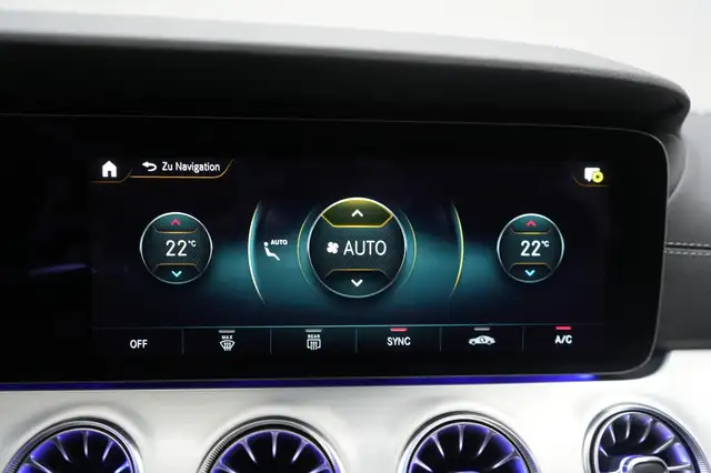 Mercedes-Benz CLS view 16