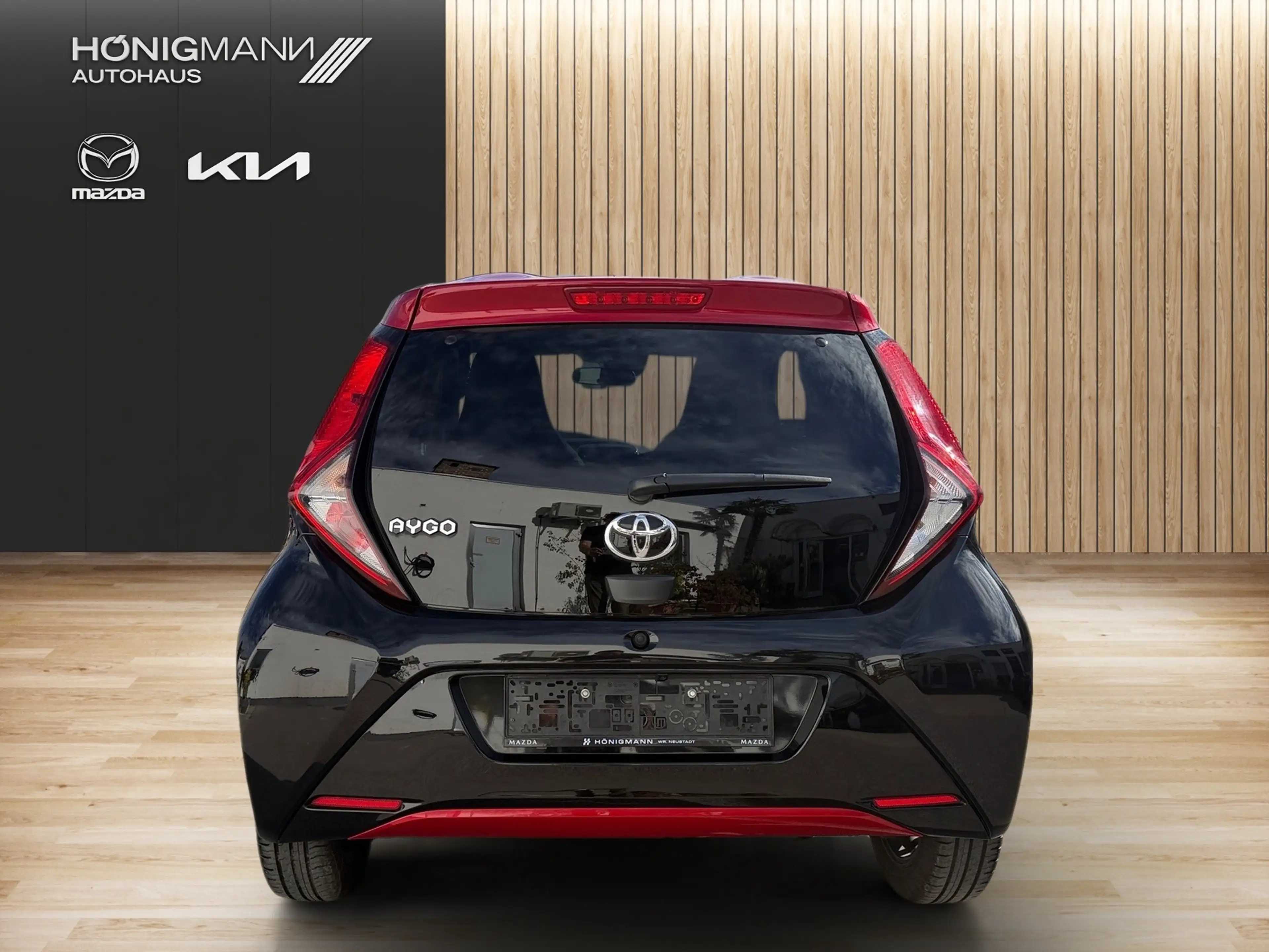 Toyota Aygo Aygo 1,0 VVT-i x-clusiv — photo 4