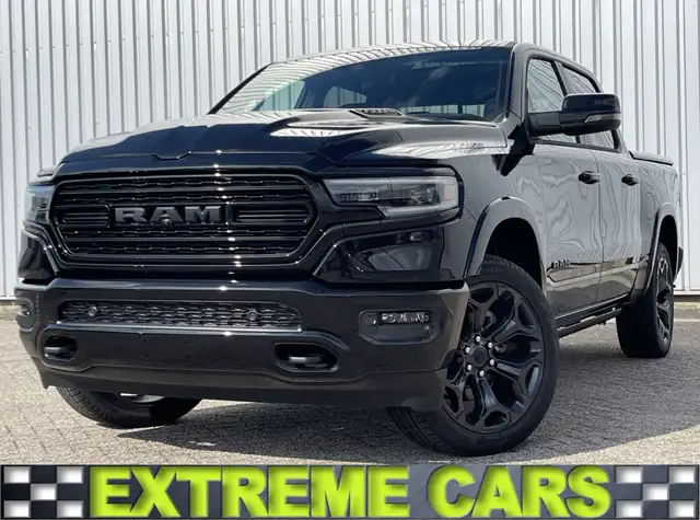 Dodge RAM 1500 pick up 4x4 Crew Cab Limited Digi Dash Night