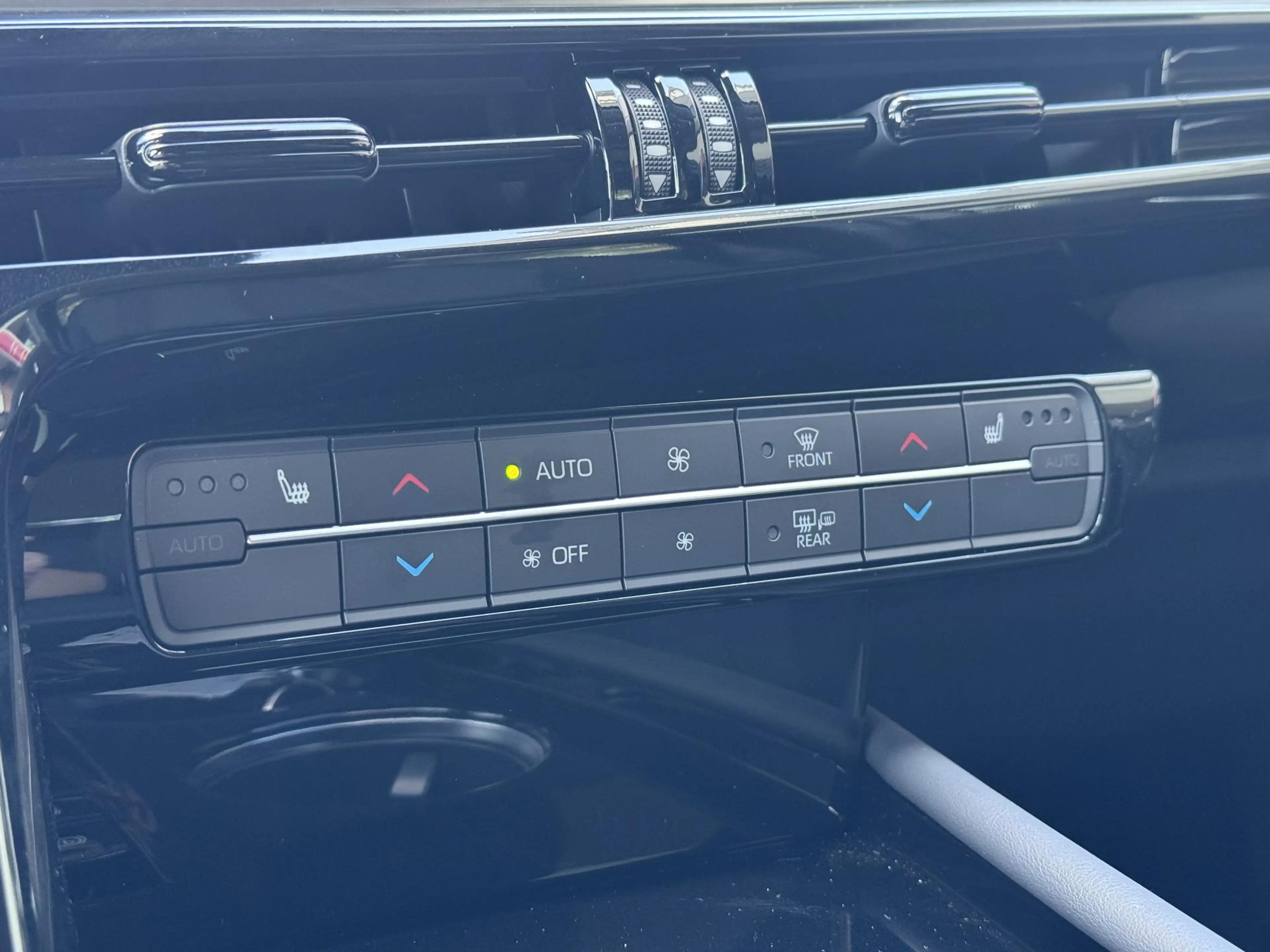 Toyota Mirai Dynamic WATERSTOFAUTO KEYLESS JBL-AUDIO STOELVERW — photo 26