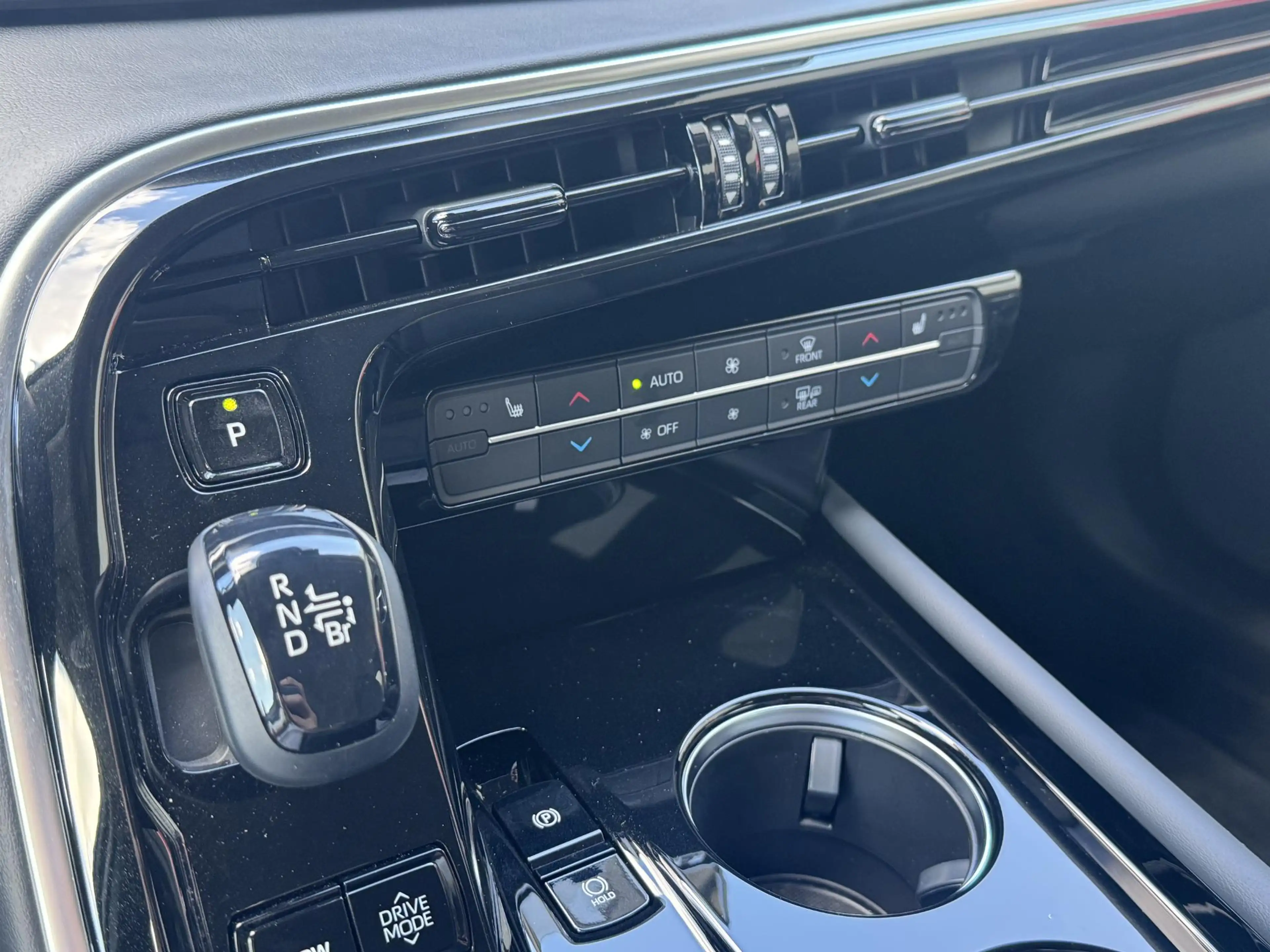 Toyota Mirai Dynamic WATERSTOFAUTO KEYLESS JBL-AUDIO STOELVERW — photo 27