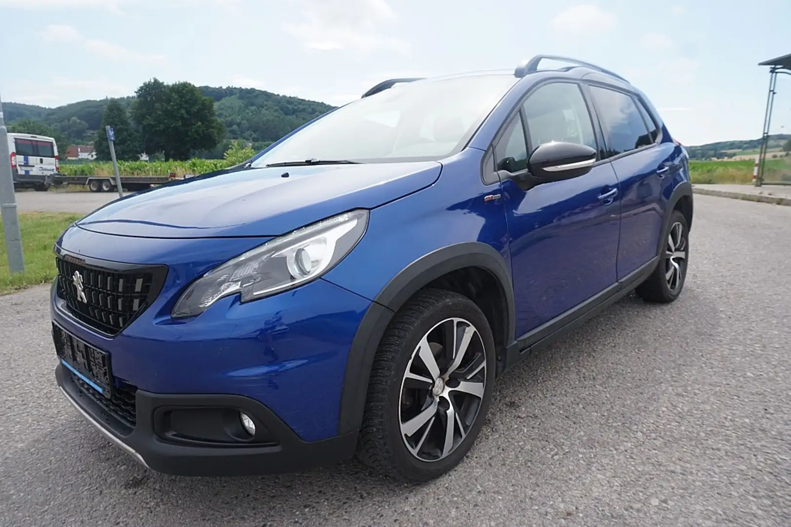 Peugeot 2008 1,2 PureTech 130 S&S GT Line EAT6 Blau - 2