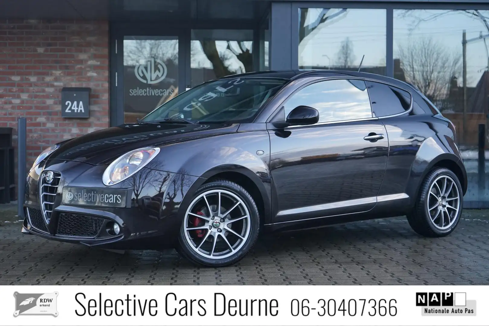 Alfa Romeo MiTo 0.9 TwinAir Esclusivo Navi, Cruise, Leder, Org-NL, Noir - 1
