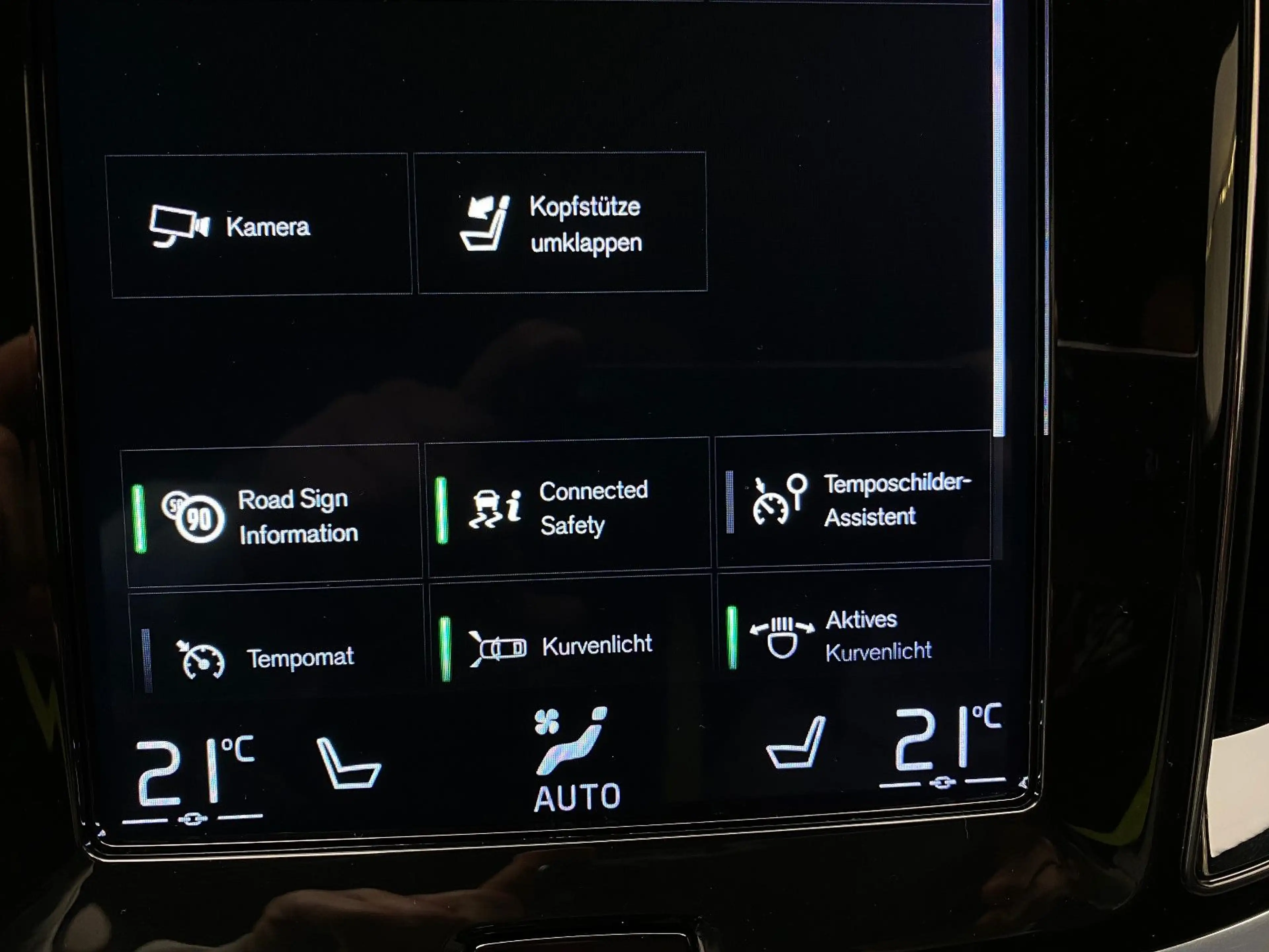 Volvo S60 Lim. R Design Automatik AHK LED ACC Navigation — photo 19