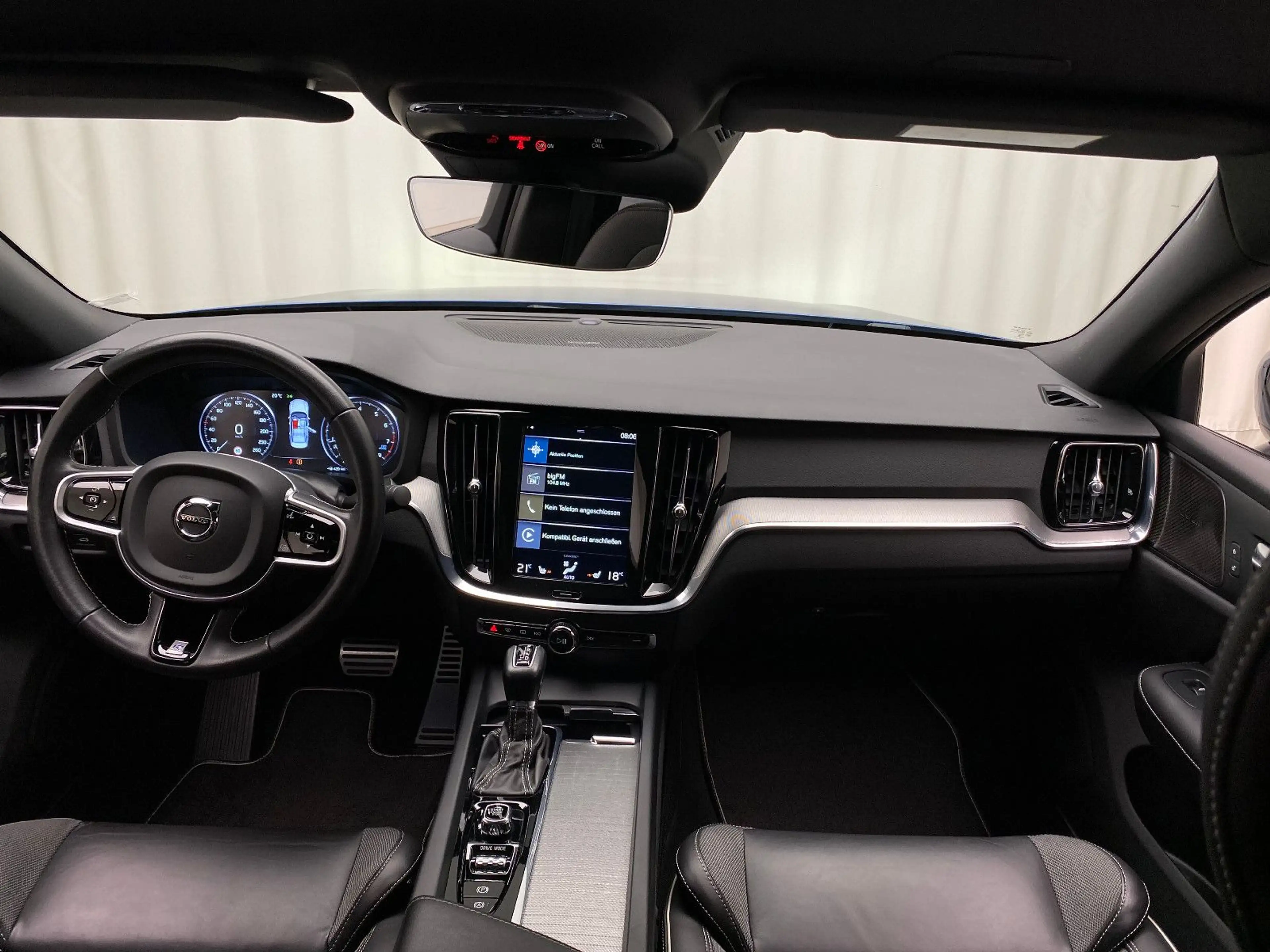 Volvo S60 Lim. R Design Automatik AHK LED ACC Navigation — photo 46