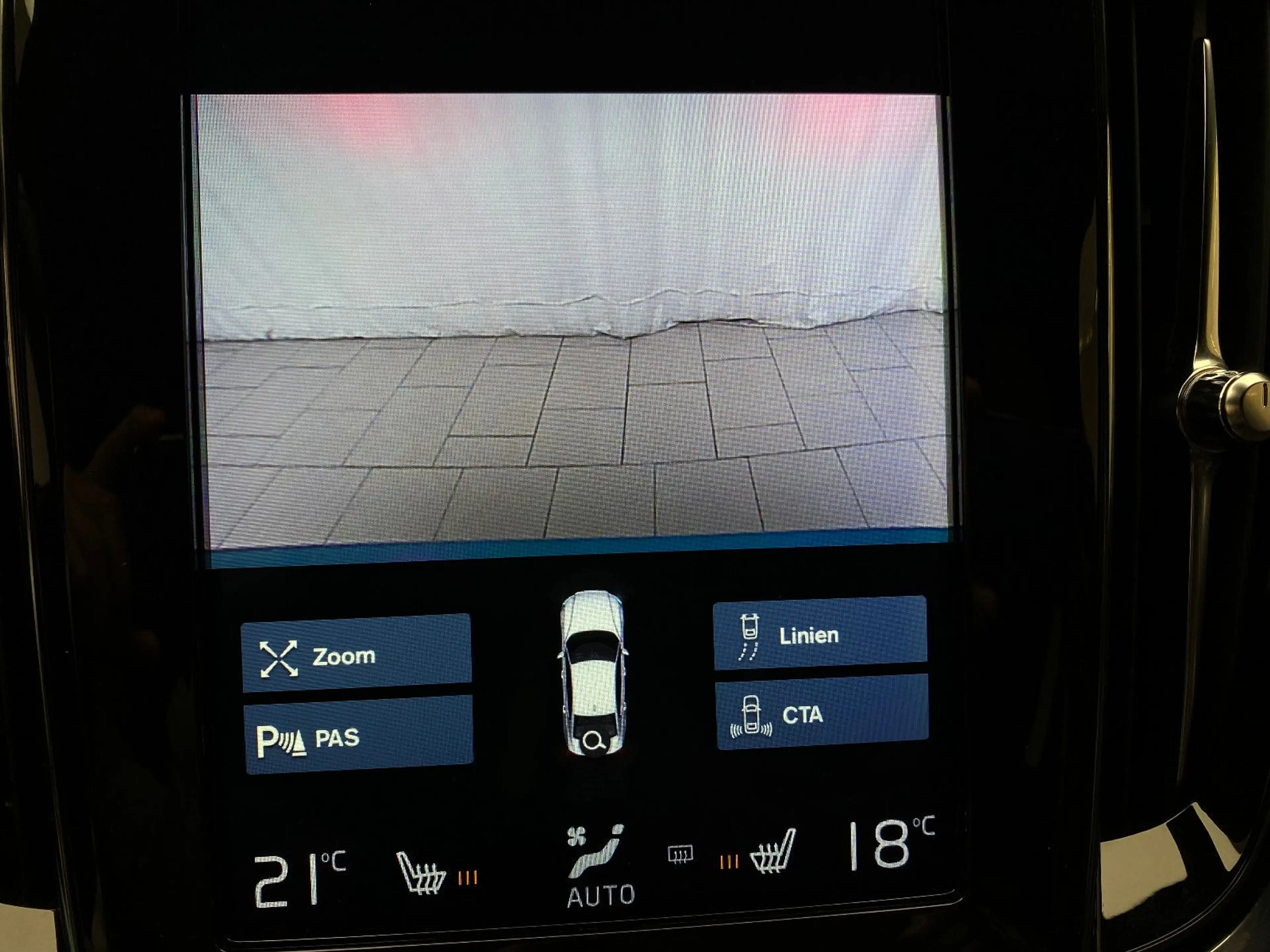 Volvo S60 Lim. R Design Automatik AHK LED ACC Navigation — photo 30