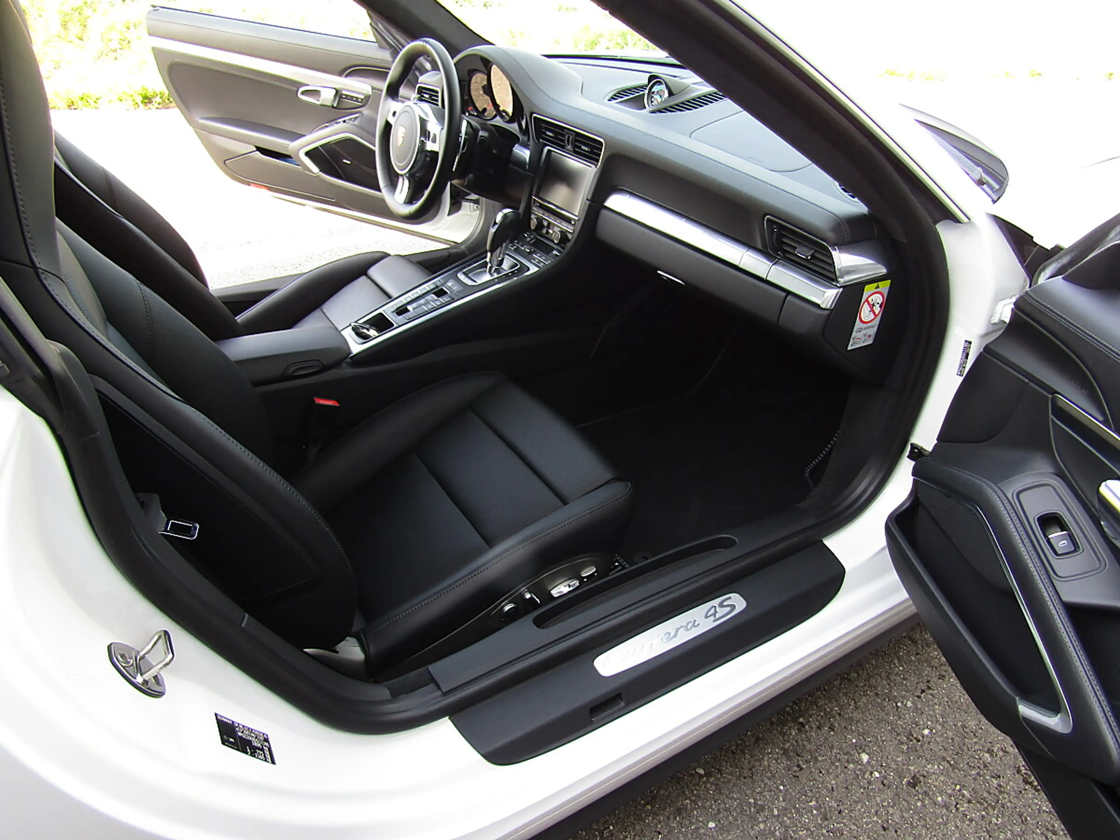 Porsche 911 Carrera 4S WLS 3.8 400PS neuwertiger Zustand!! — photo 15