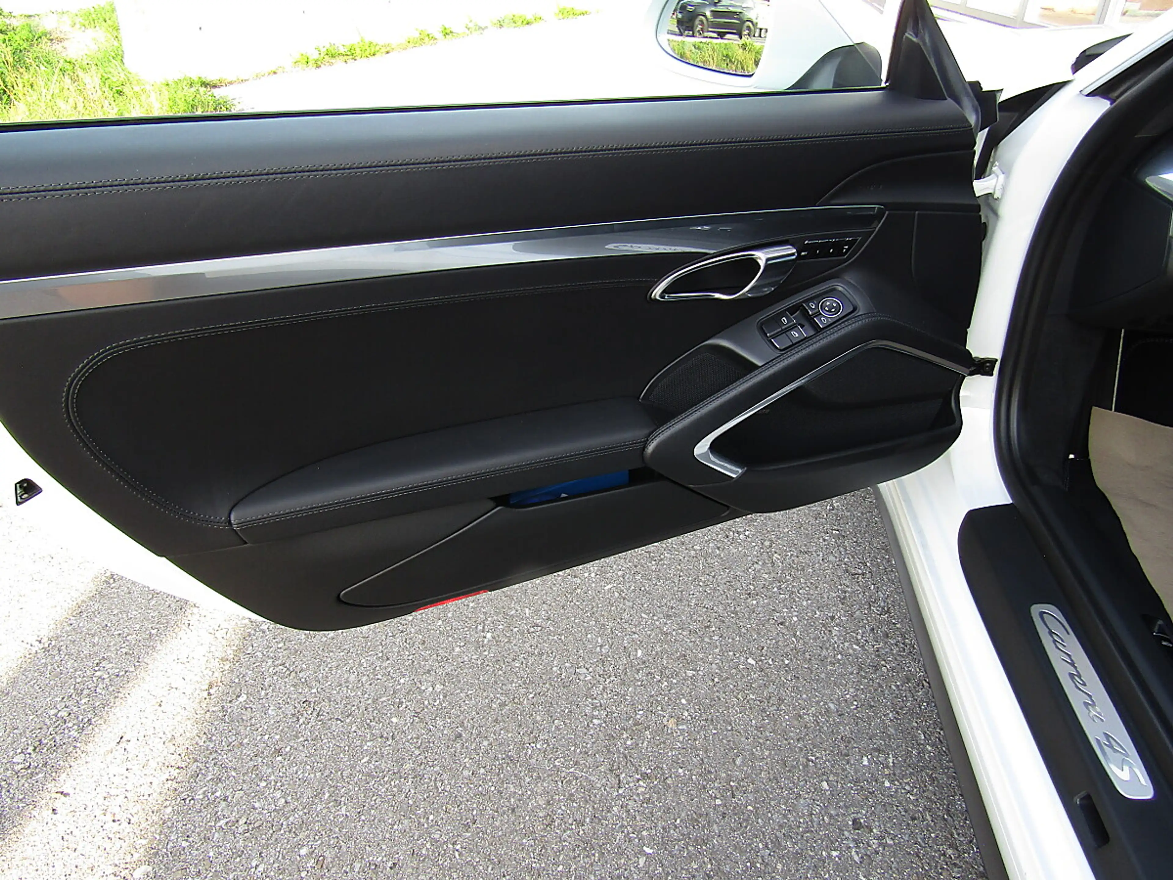 Porsche 911 Carrera 4S WLS 3.8 400PS neuwertiger Zustand!! — photo 13
