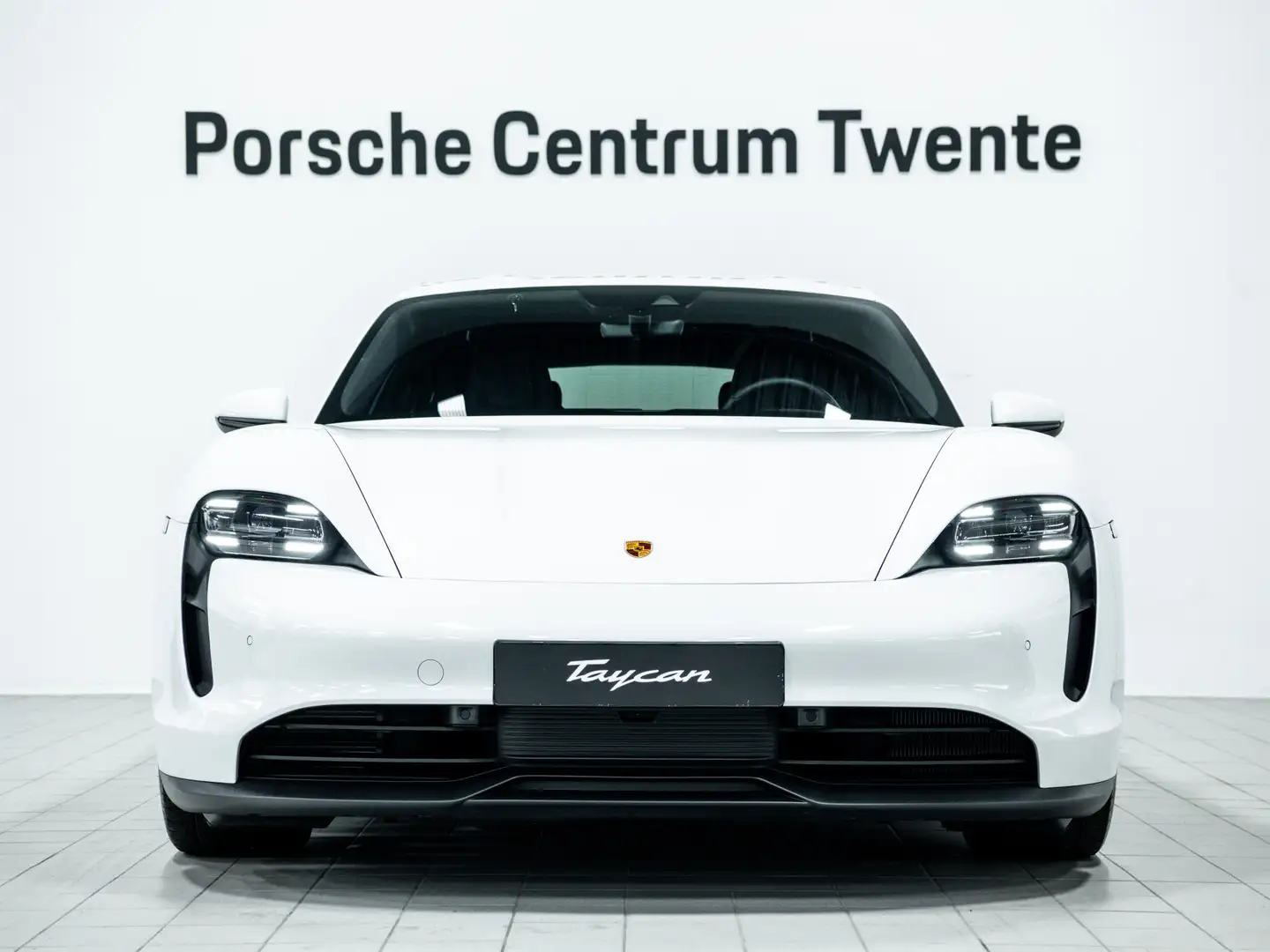 Porsche Taycan Sport Turismo Wit - 2