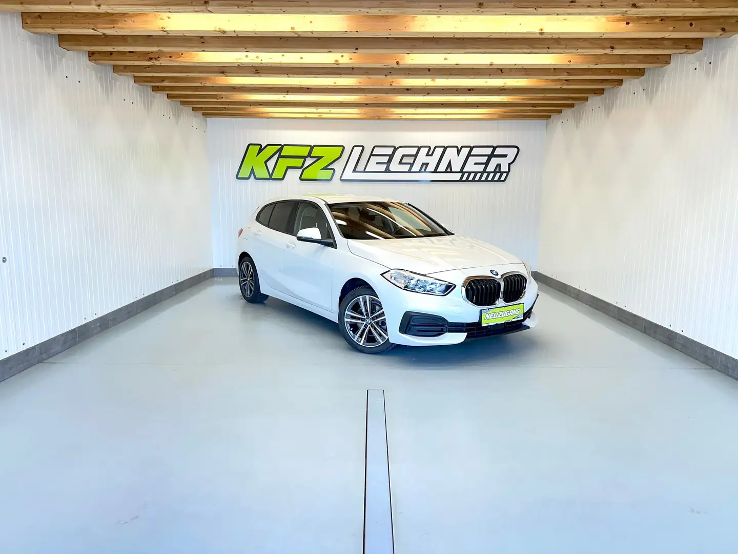 BMW 118 i "NAVI*SITZH*FREISPR" Weiß - 1