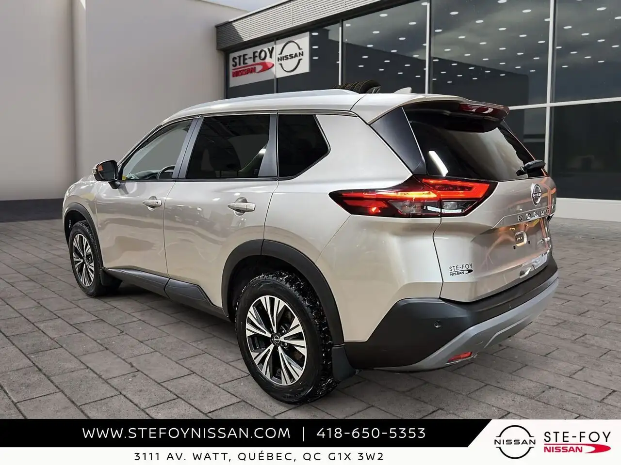 Nissan Rogue снимка Nissan Rogue
