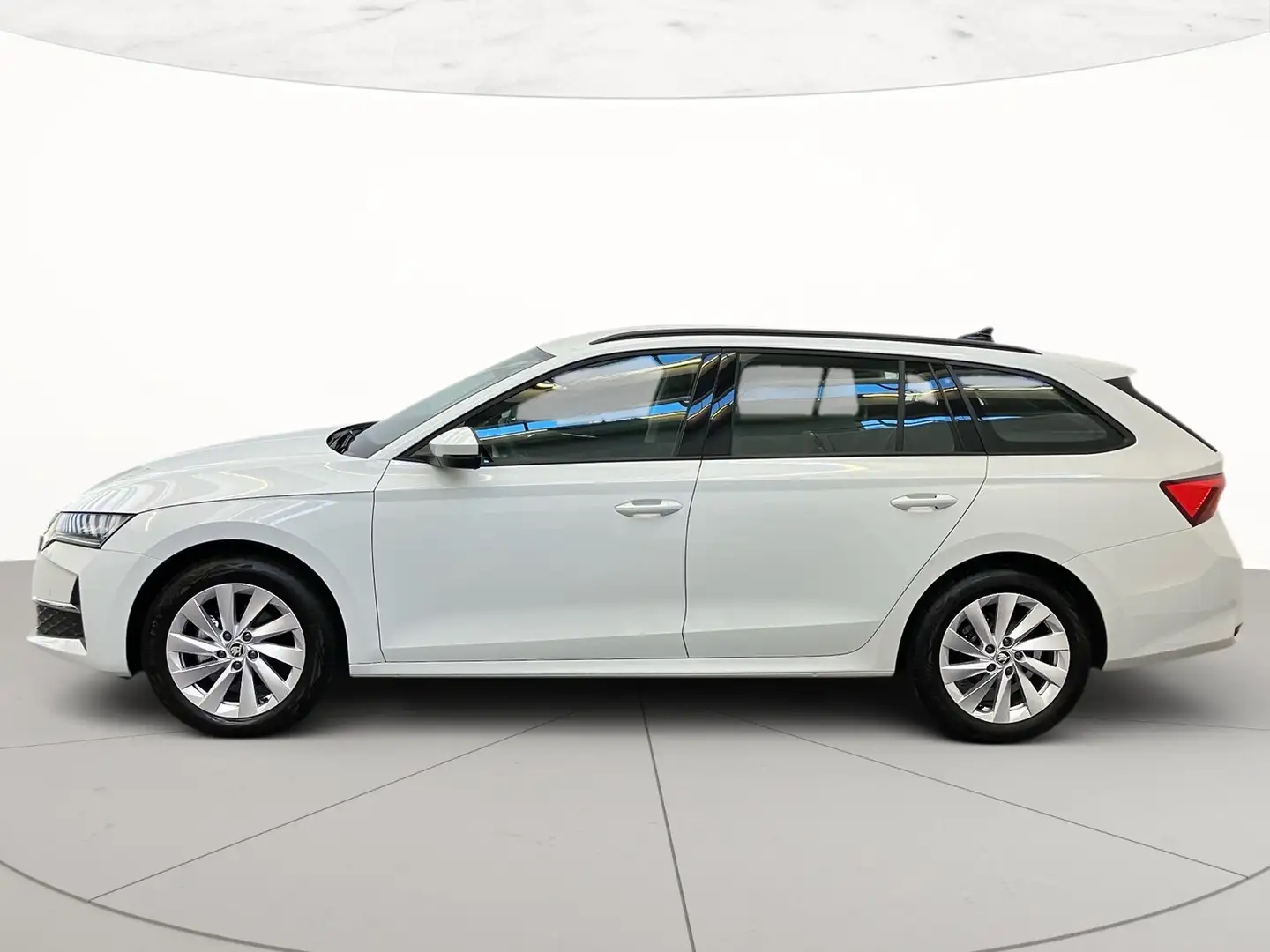 Skoda Octavia wagon 2.0 tdi executive 150cv dsg Blanc - 2