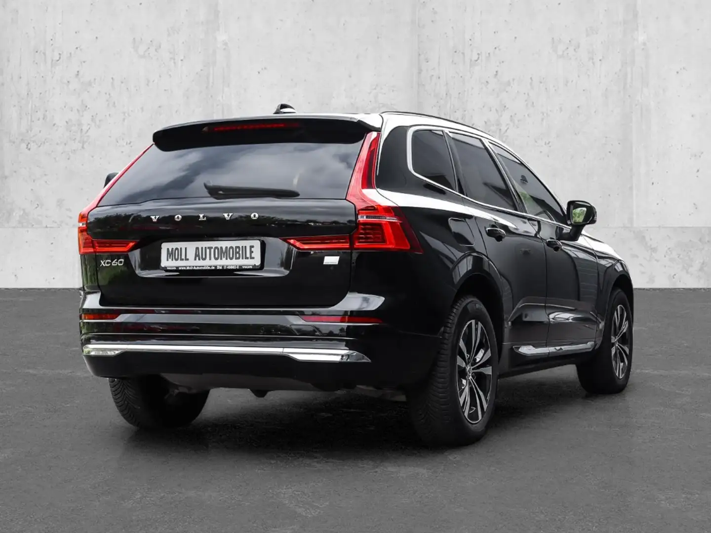 Volvo XC60 Inscription Expression Recharge Plug-In Hybrid AWD Schwarz - 2