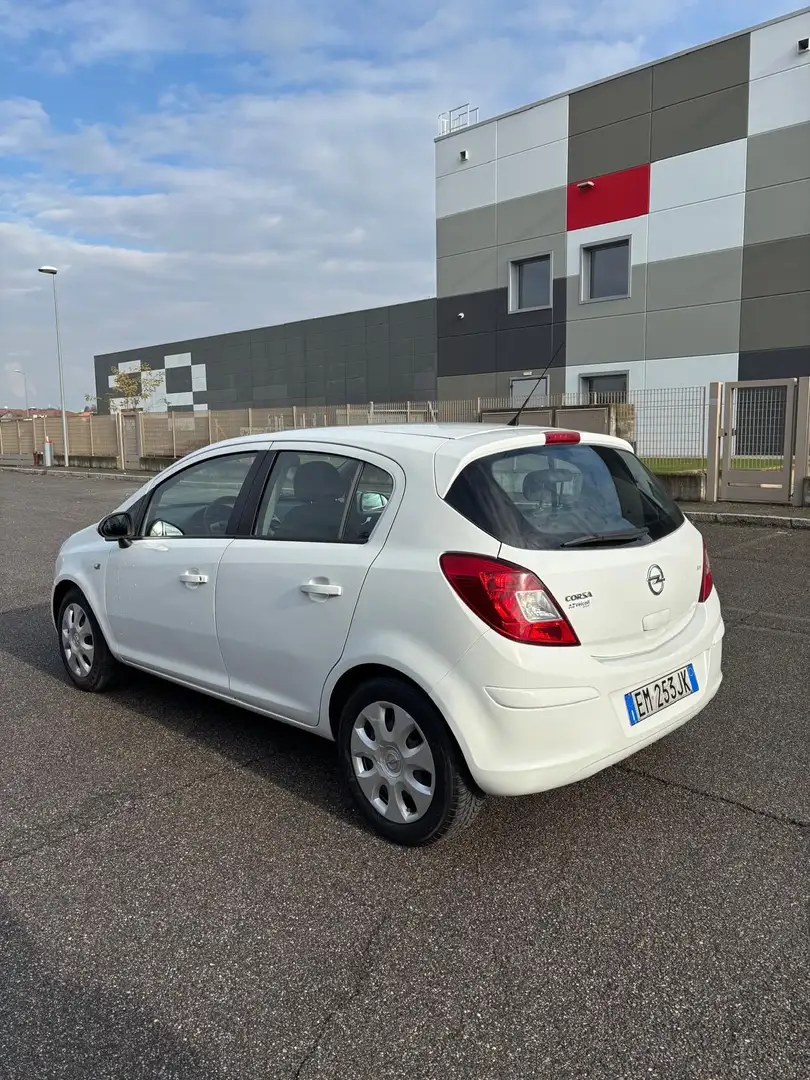 Opel Corsa 5p 1.2 One c/clima Gpl-tech 85cv. BOMBOLE Gpl 2032 - 1