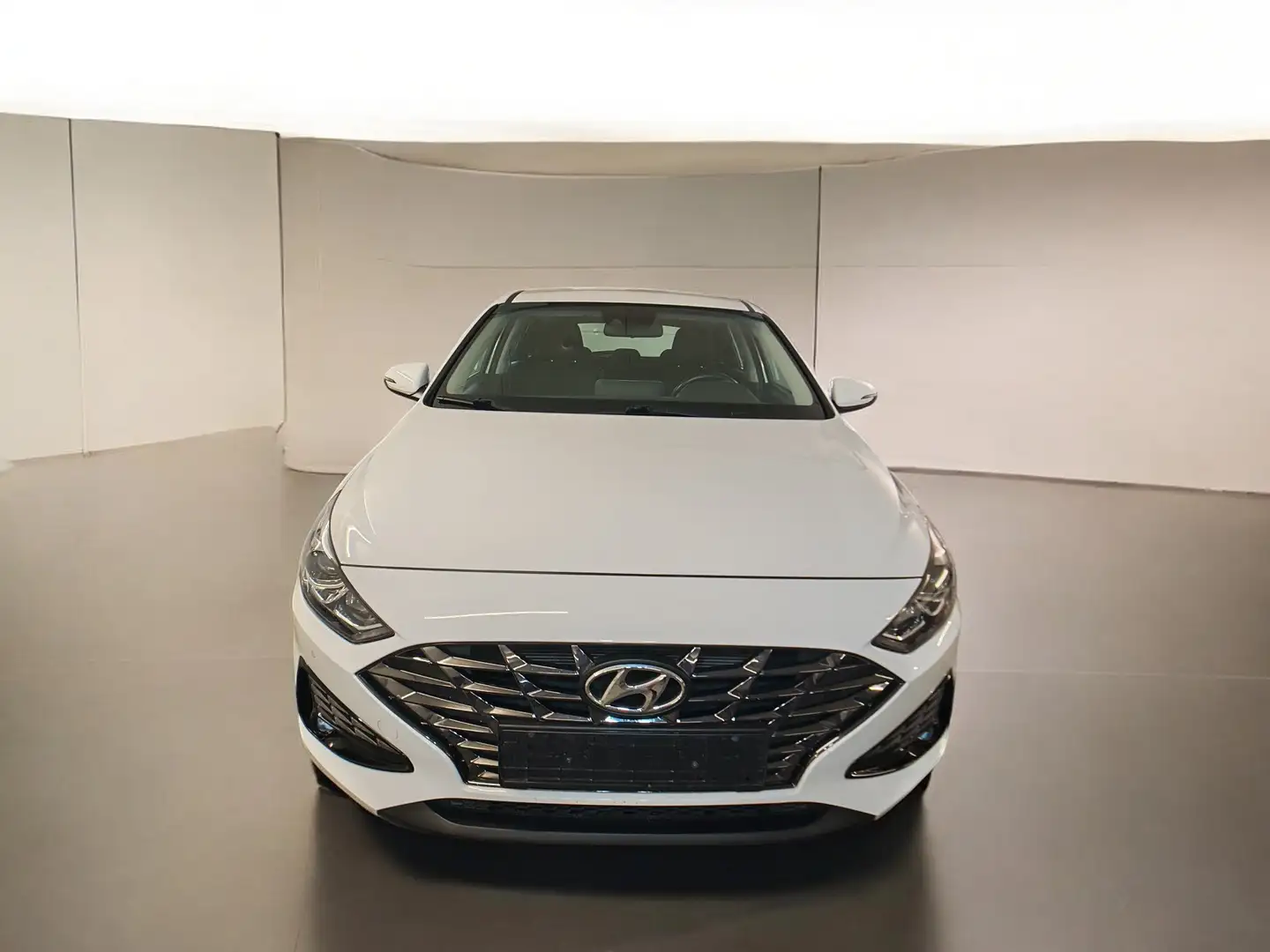 Hyundai i30 Trend 1.6 CRDI Alu + Navi-Paket Garantie Weiß - 2